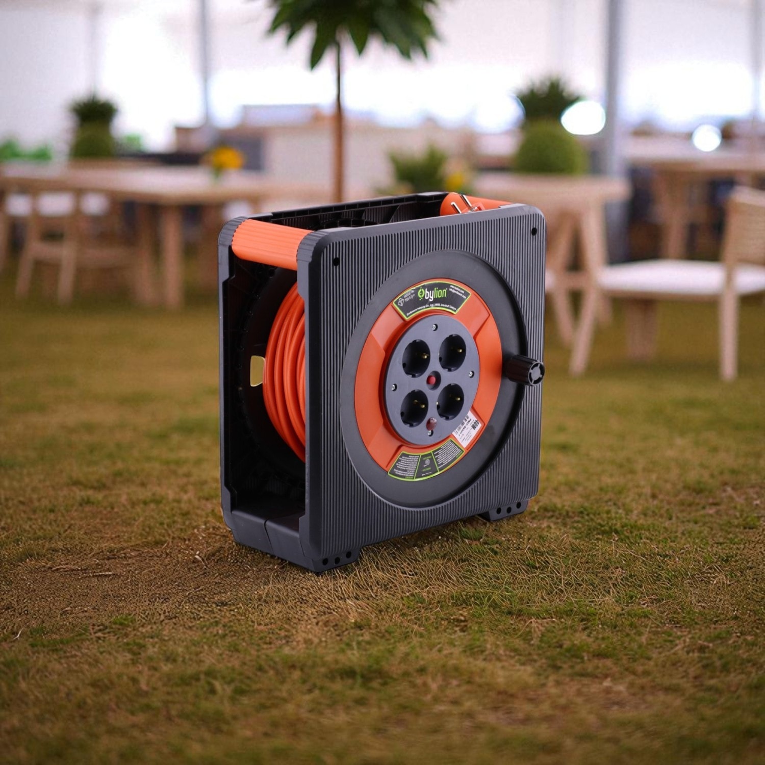 Kaset Tipi 3x1.5 mm² 20 Metre CCA Makaralı Uzatma Kablosu Termal Sigortalı Sağlam Seyyar Güvenli