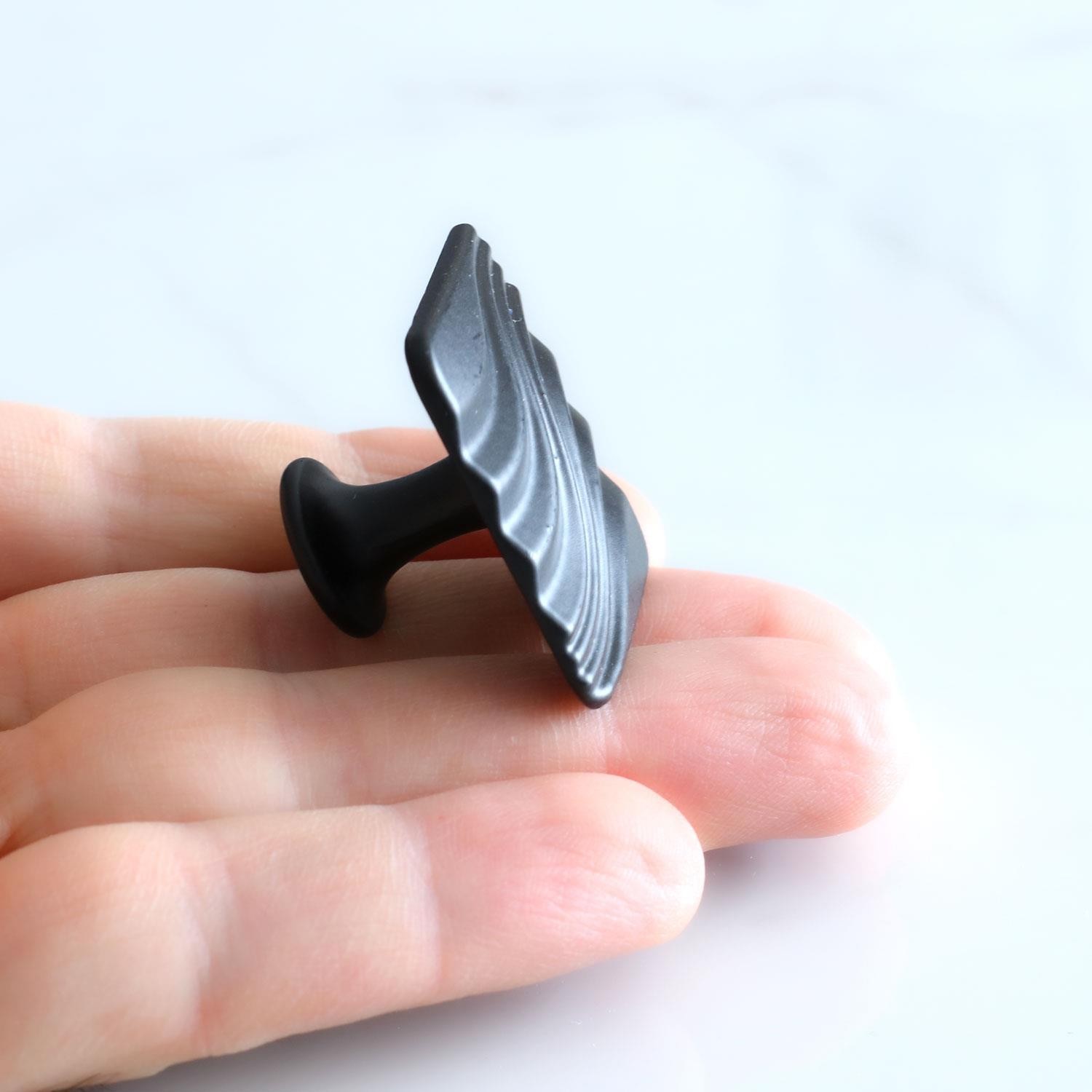 Kare Dalga Düğme Mat Siyah Kulp Mobilya Mutfak Dolabı Çekmece Dolap Kulpları Kapak Kulpu Kulb Metal