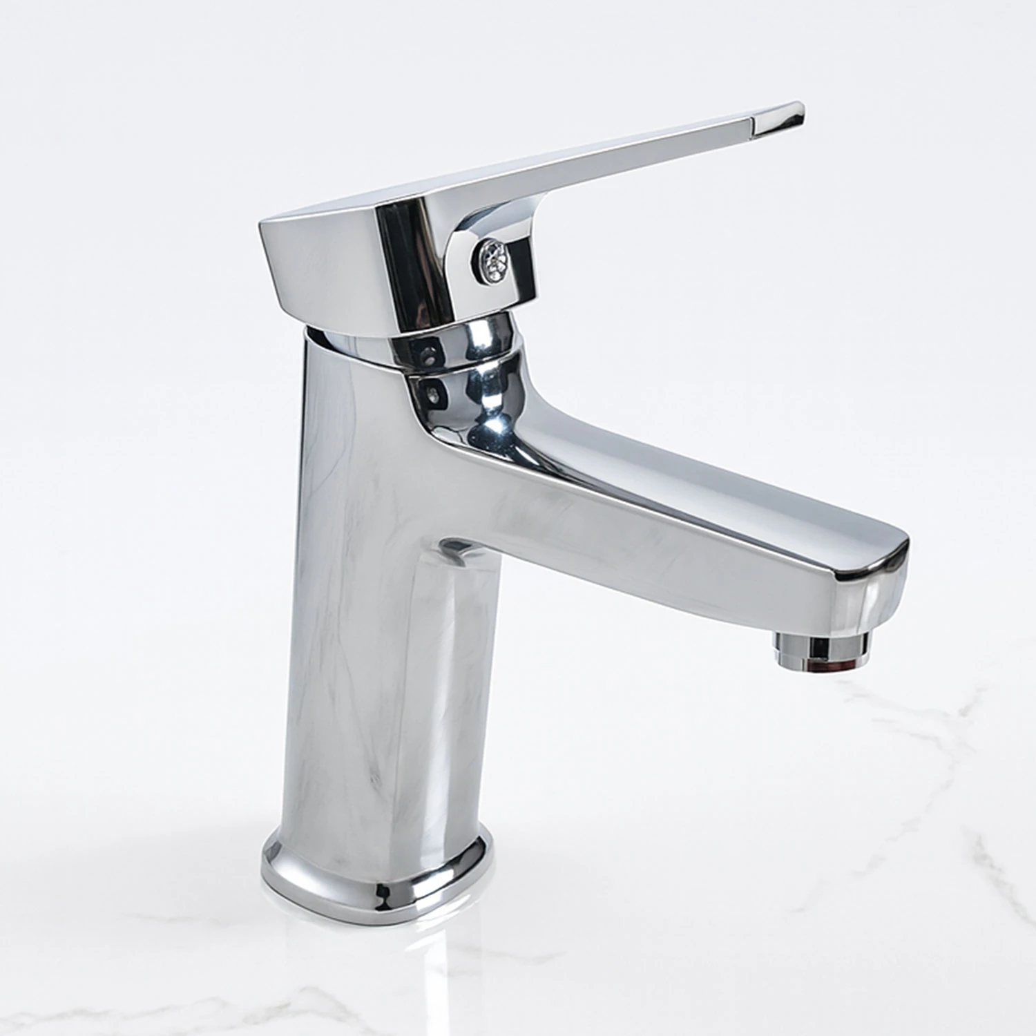 Krom Lavabo Bataryası Paslanmaz Gövde Tek Kollu Sıcak Soğuk Su Ayarlı Şık Modern Musluk