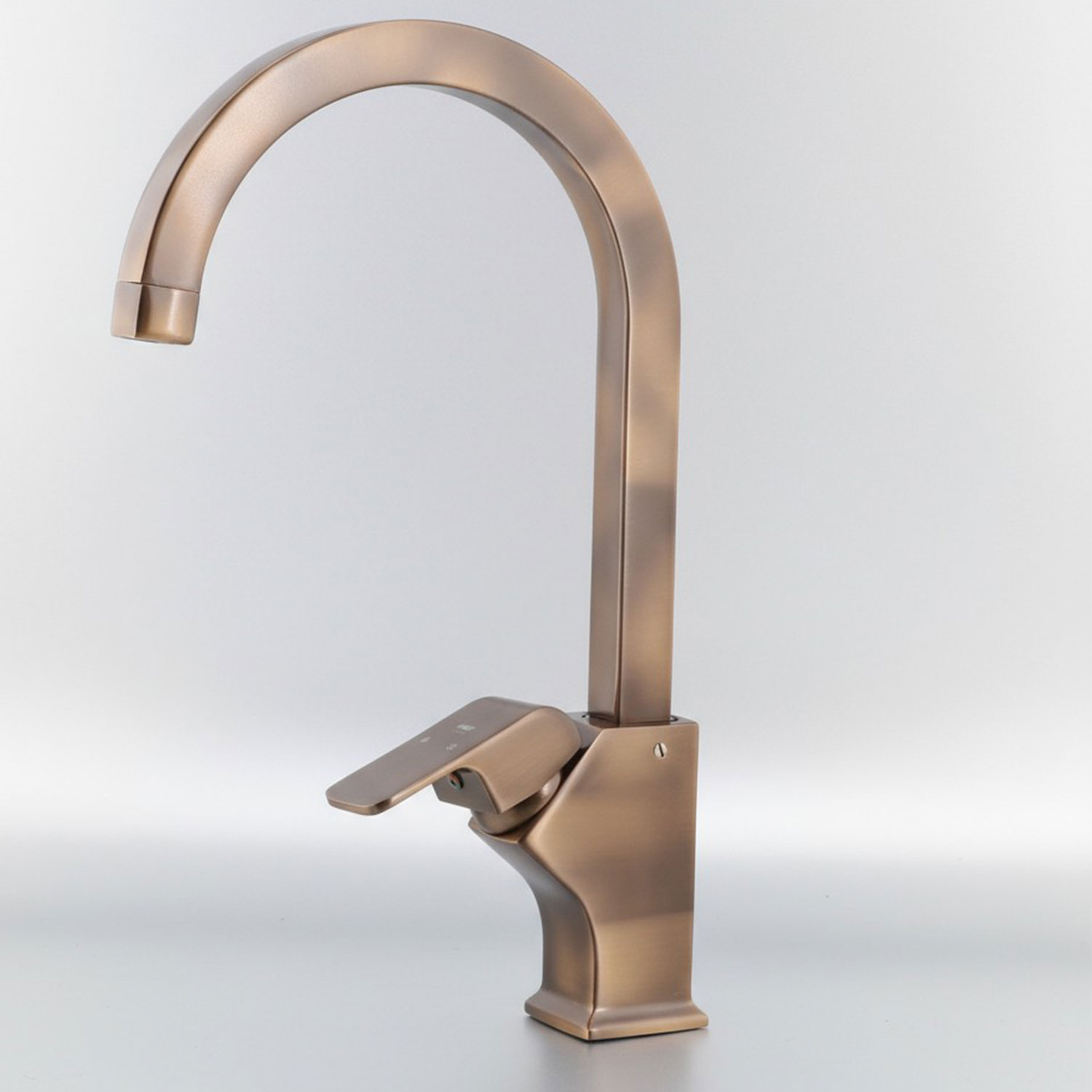 Premium Şık Bronz Özel Uzun Kuğu Evye Bataryası Yüksek Modern Tasarım Mutfak Lavabo Musluğu