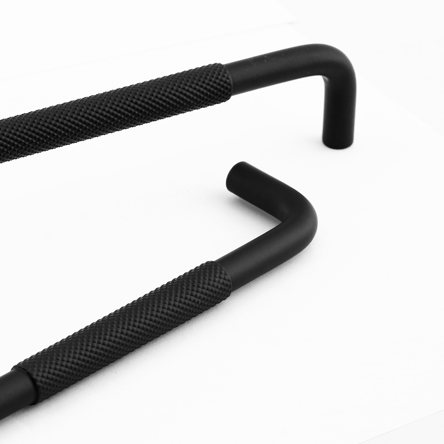 Uber Tırtıklı Mat Siyah Metal Kulp 128 mm Mobilya Çekmece Mutfak Dolabı Dolap Modern Kapak Kulpları