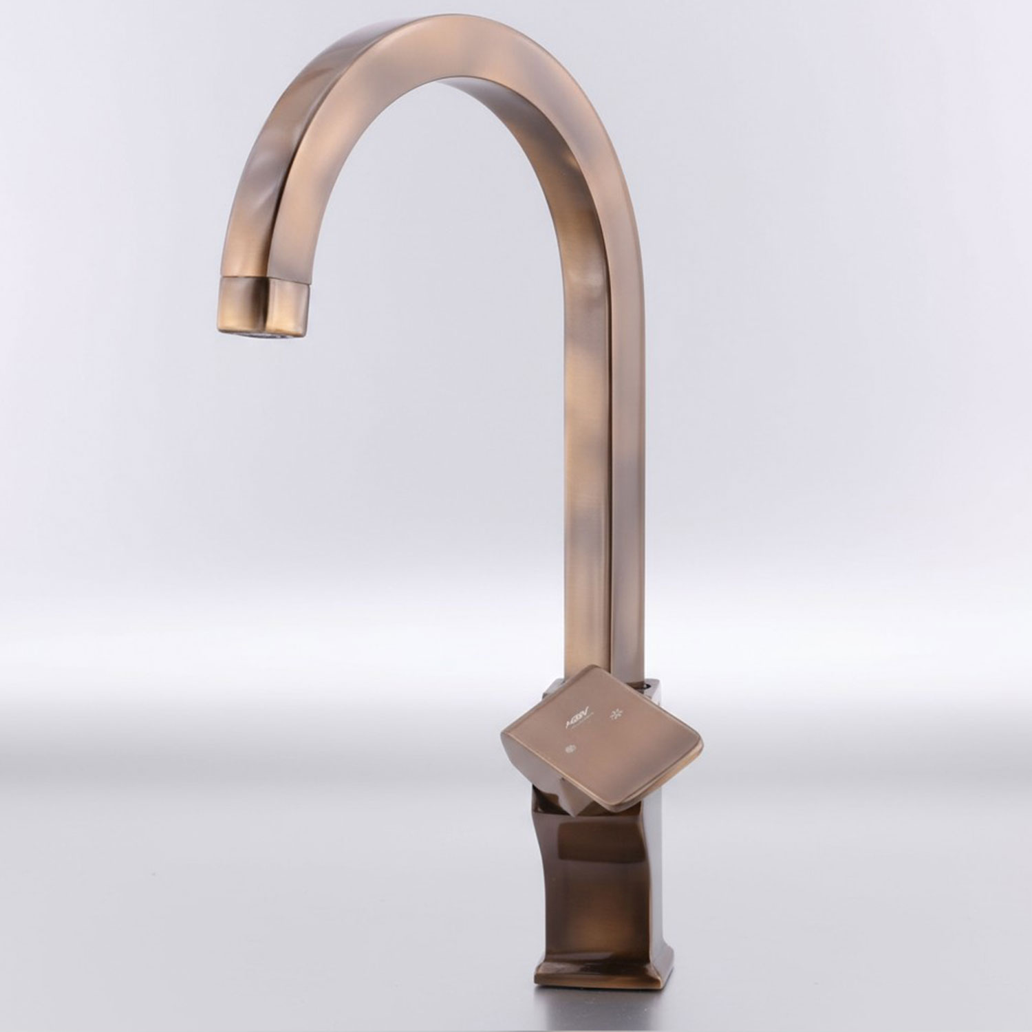 Premium Şık Bronz Özel Uzun Kuğu Evye Bataryası Yüksek Modern Tasarım Mutfak Lavabo Musluğu
