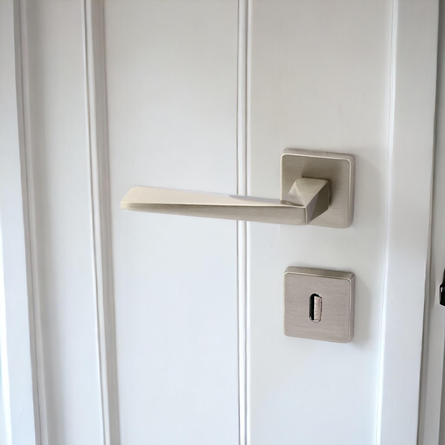 Vista Saten Oda Kapı Kolu Kare Rozetli Sürgülü ve Çelik Kapı Kulpu Uyumlu Sağ Sol Uygun Kolları