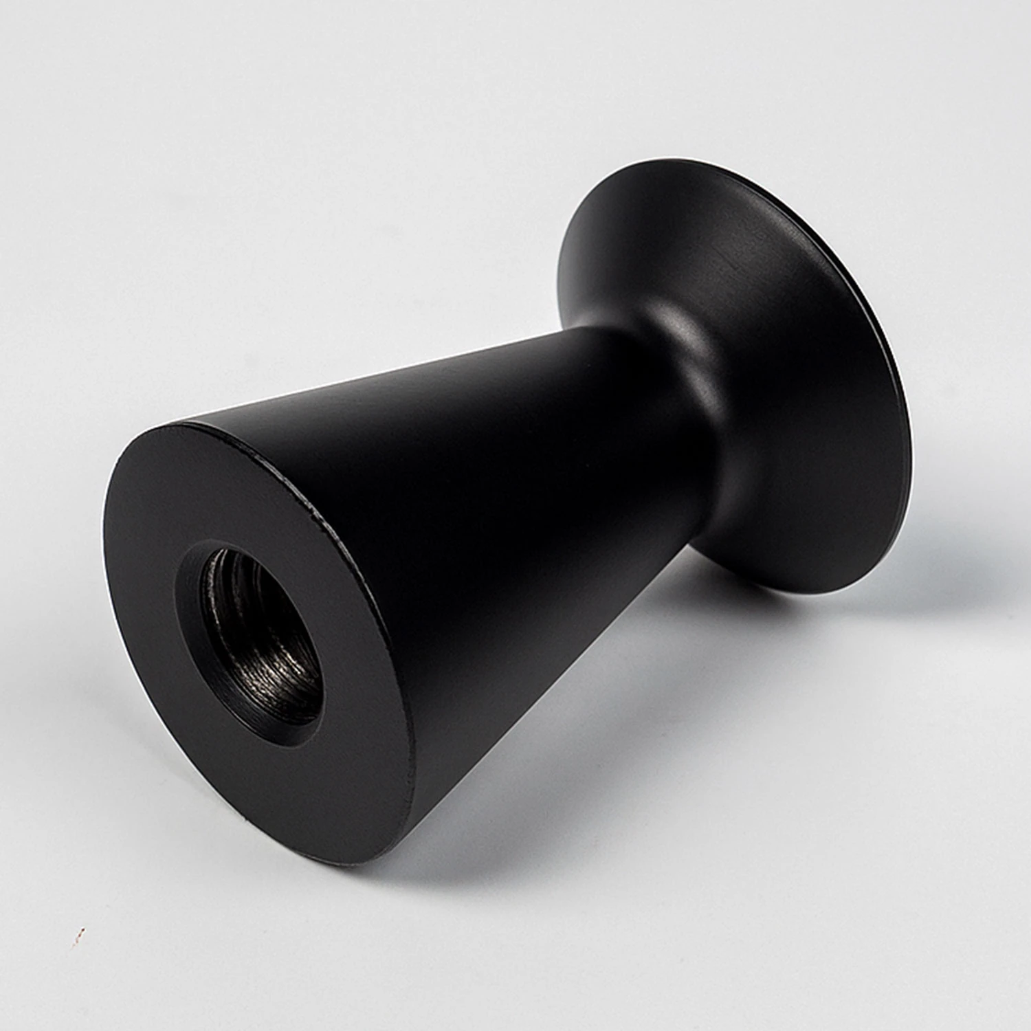 Falko Askı Mat Siyah Metal Askılık Banyo Mutfak Salon Askısı Şık Tasarım Dayanıklı Kullanım