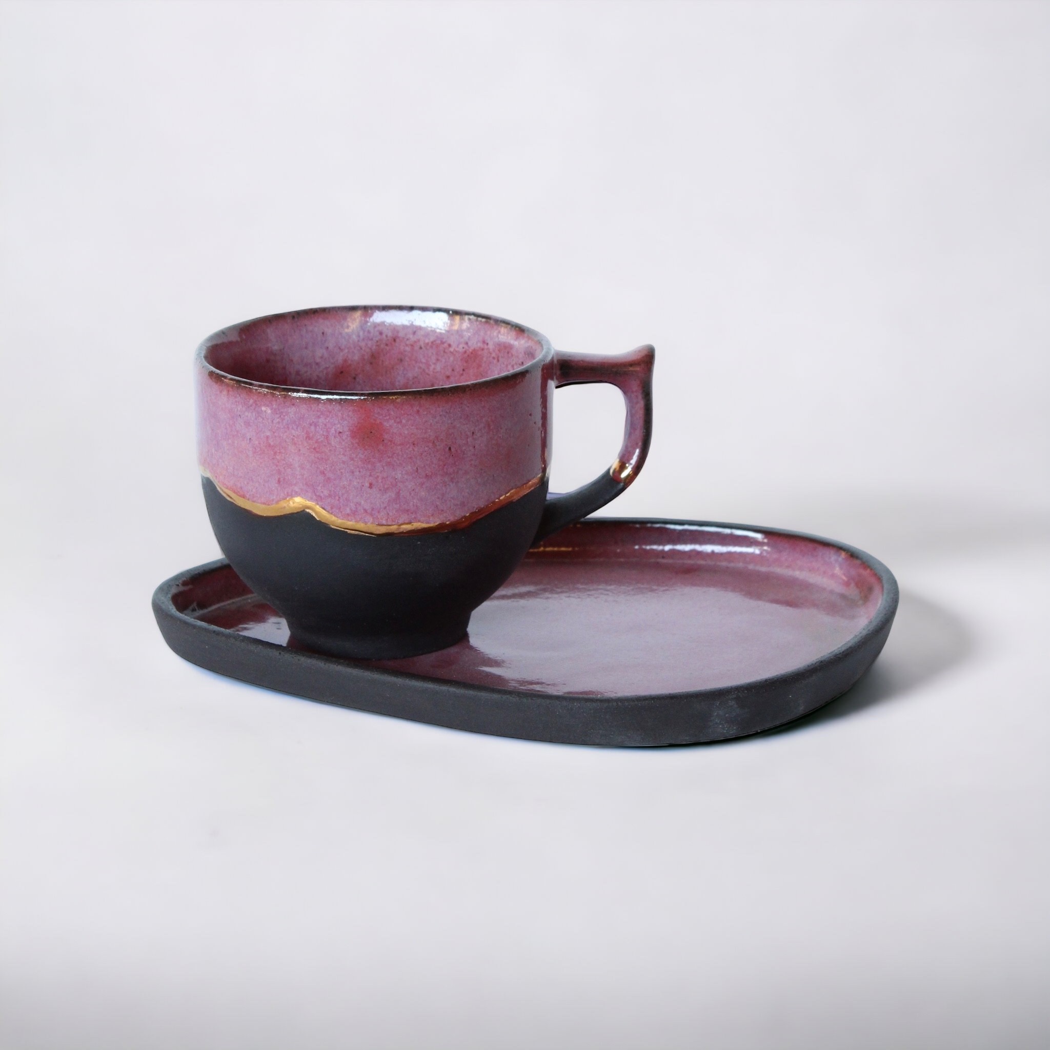 Art cup team and plate - Black Stoneware -Red