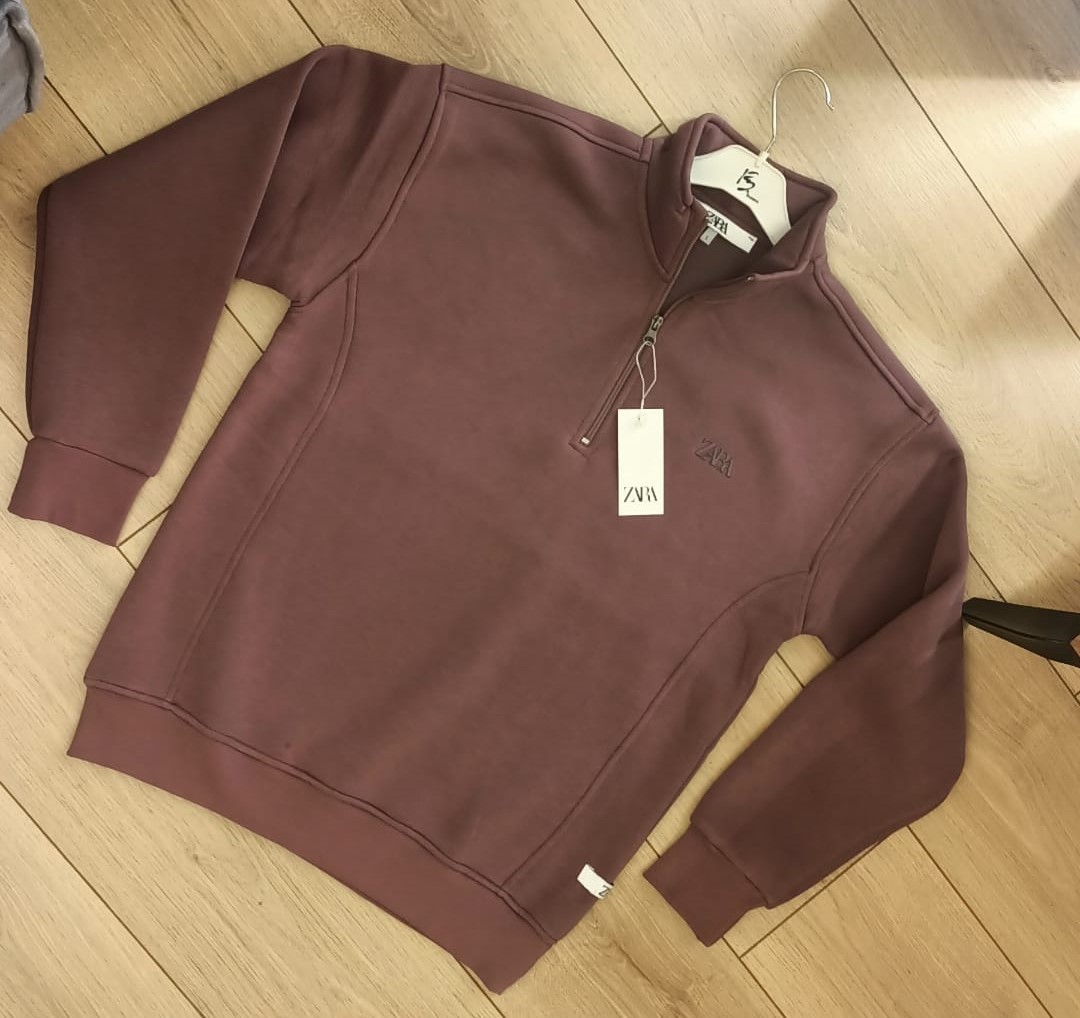 Zara-sweatshirt