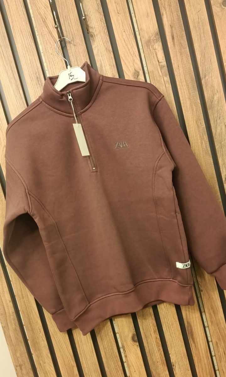 Zara-sweatshirt