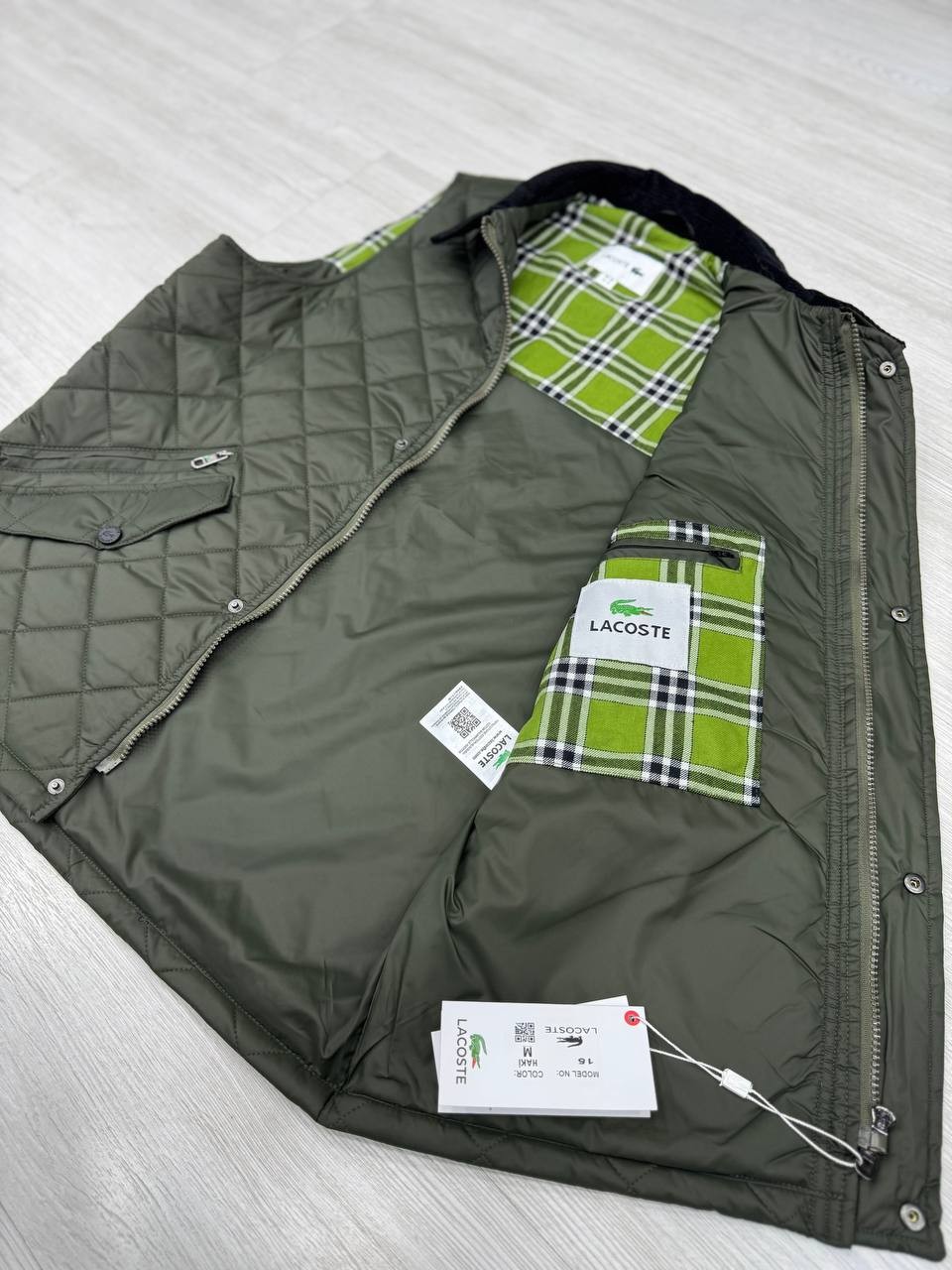 Lacoste Yelek