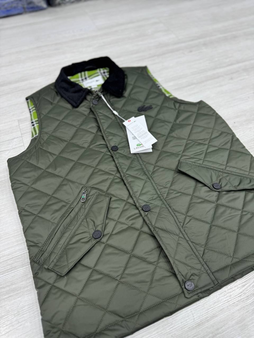 Lacoste Yelek