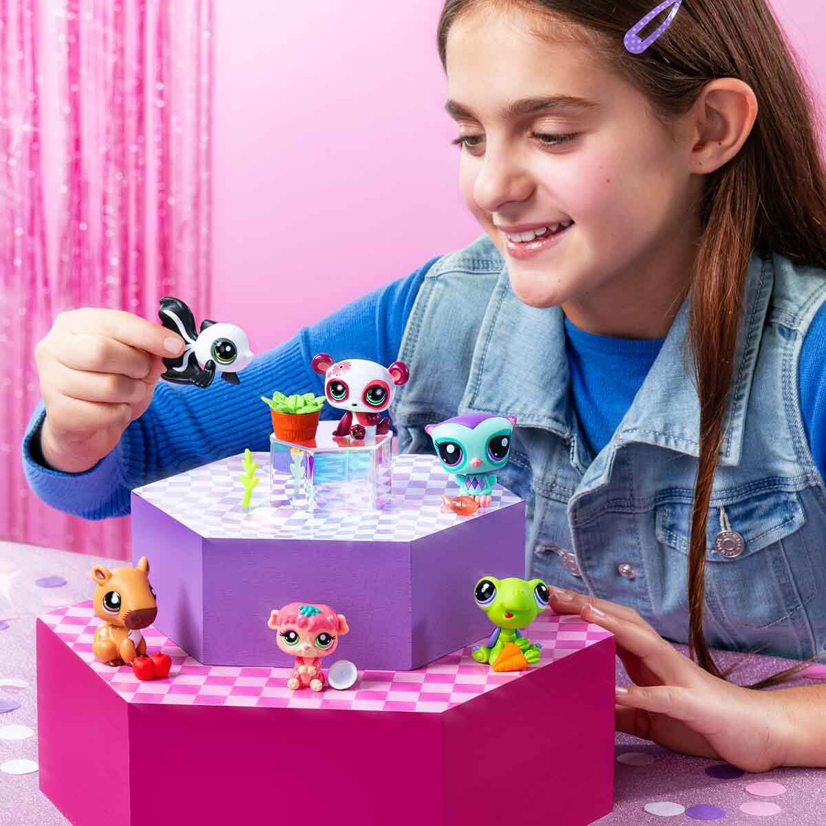 Littlest Pet Shop Minişler Tekli Paket S3 - 143 - Kapibara