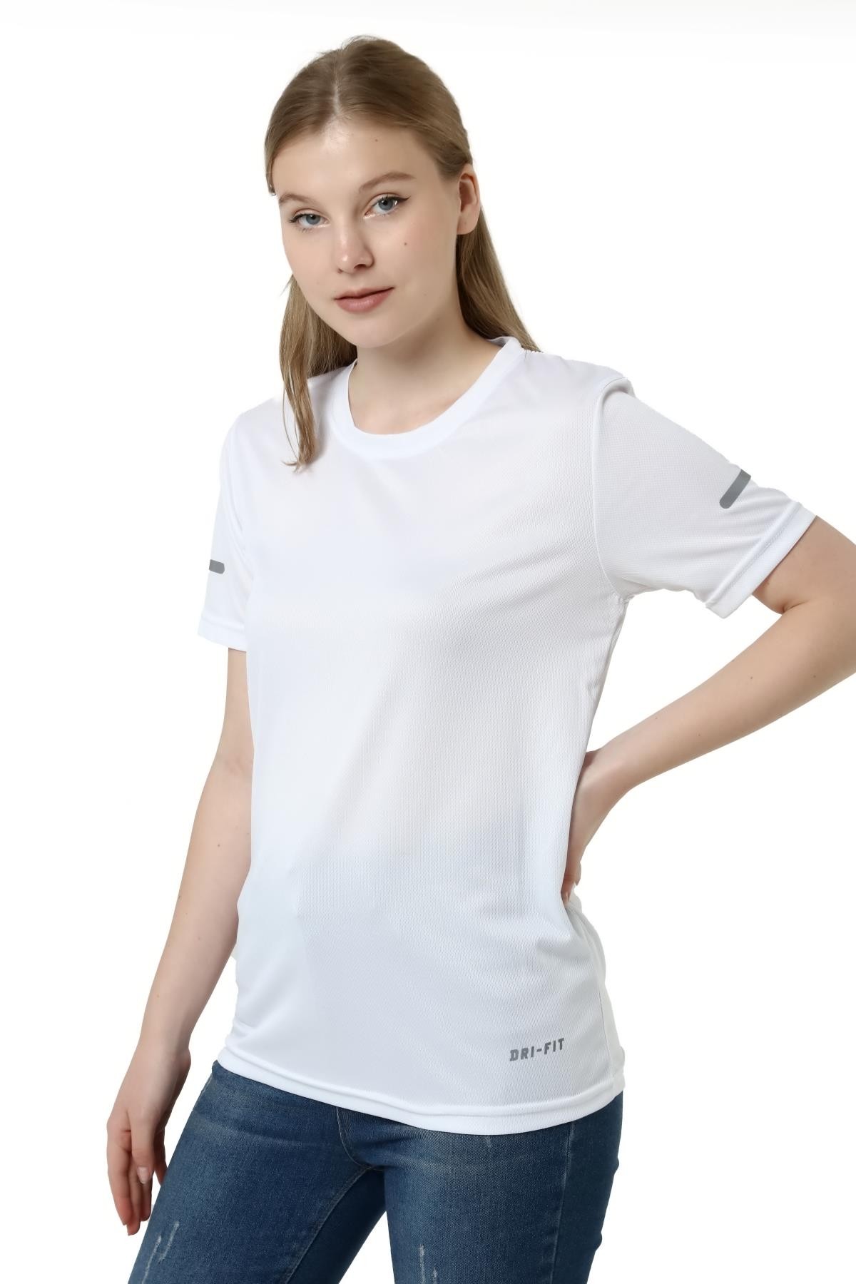 Ghassy Co. Kadın Nem Emici Hızlı Kuruma Atletik Teknik Performans T-shirt - BEYAZ