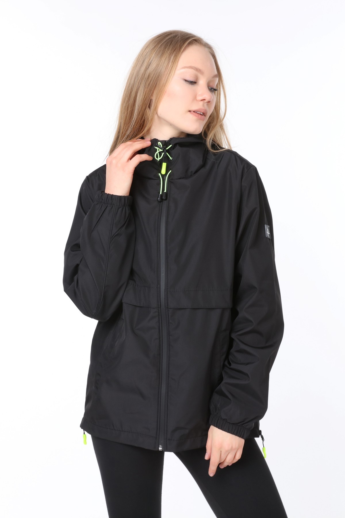 Ghassy Co.Kadın  Rüzgarlık/Yağmurluk Yırtmaç Detaylı Mevsimlik Siyah Spor Ceket
