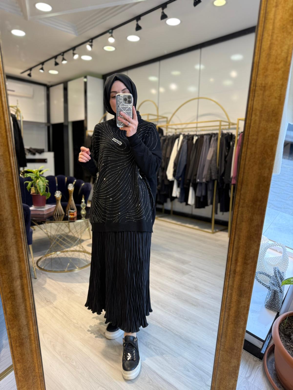 Taşlı Ağ Desenli Tunik - Siyah