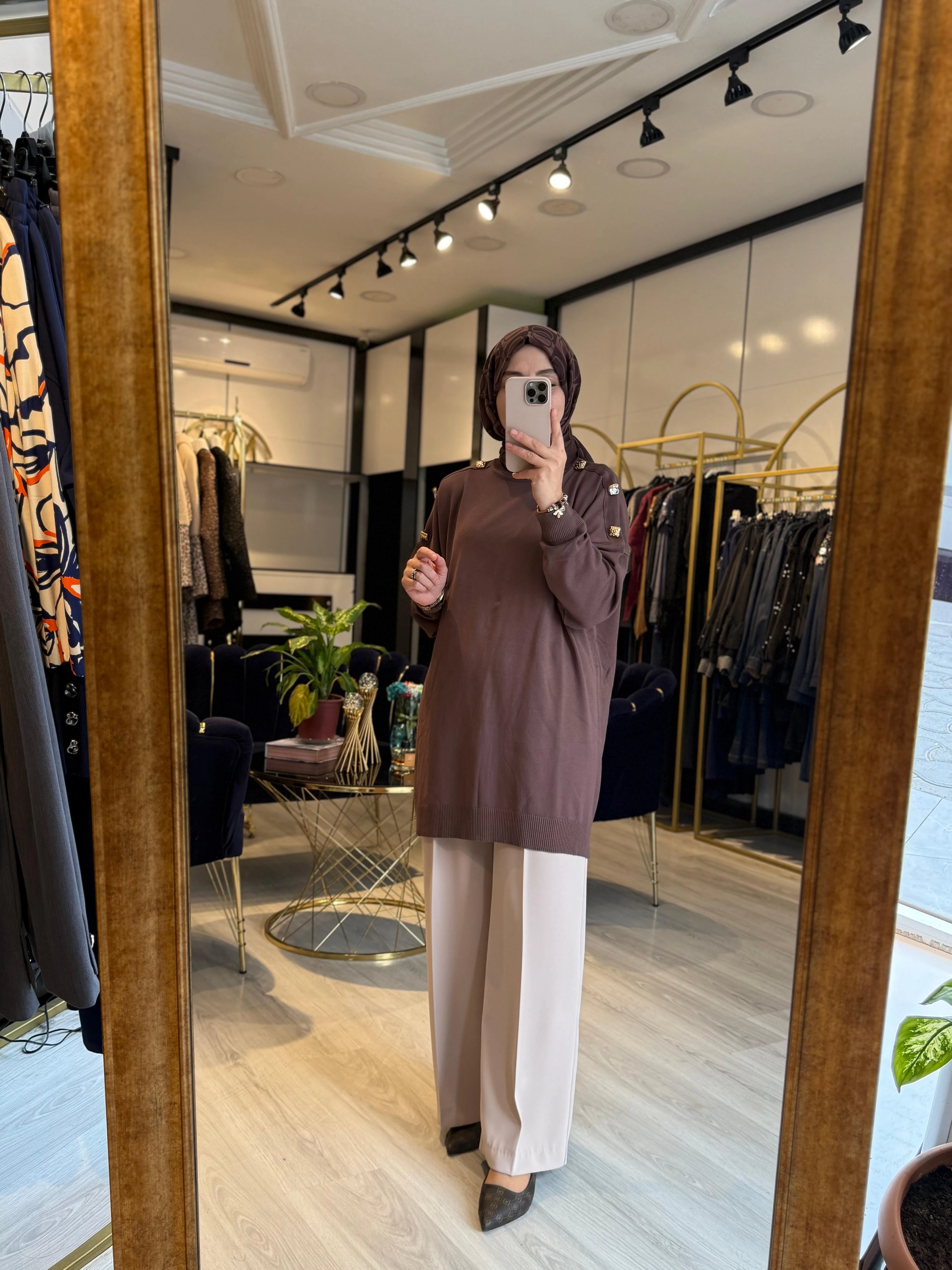 Omzu Düğmeli Triko Tunik - Kahverengi