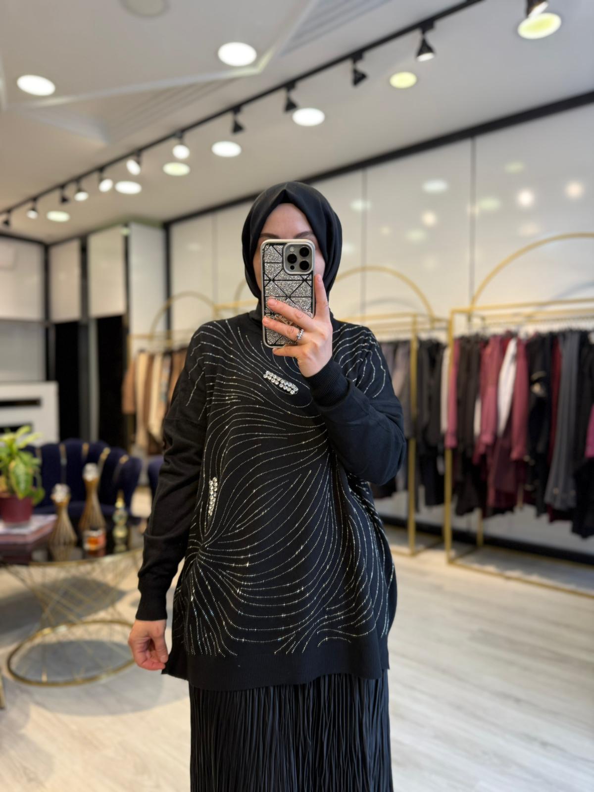 Taşlı Ağ Desenli Tunik - Siyah