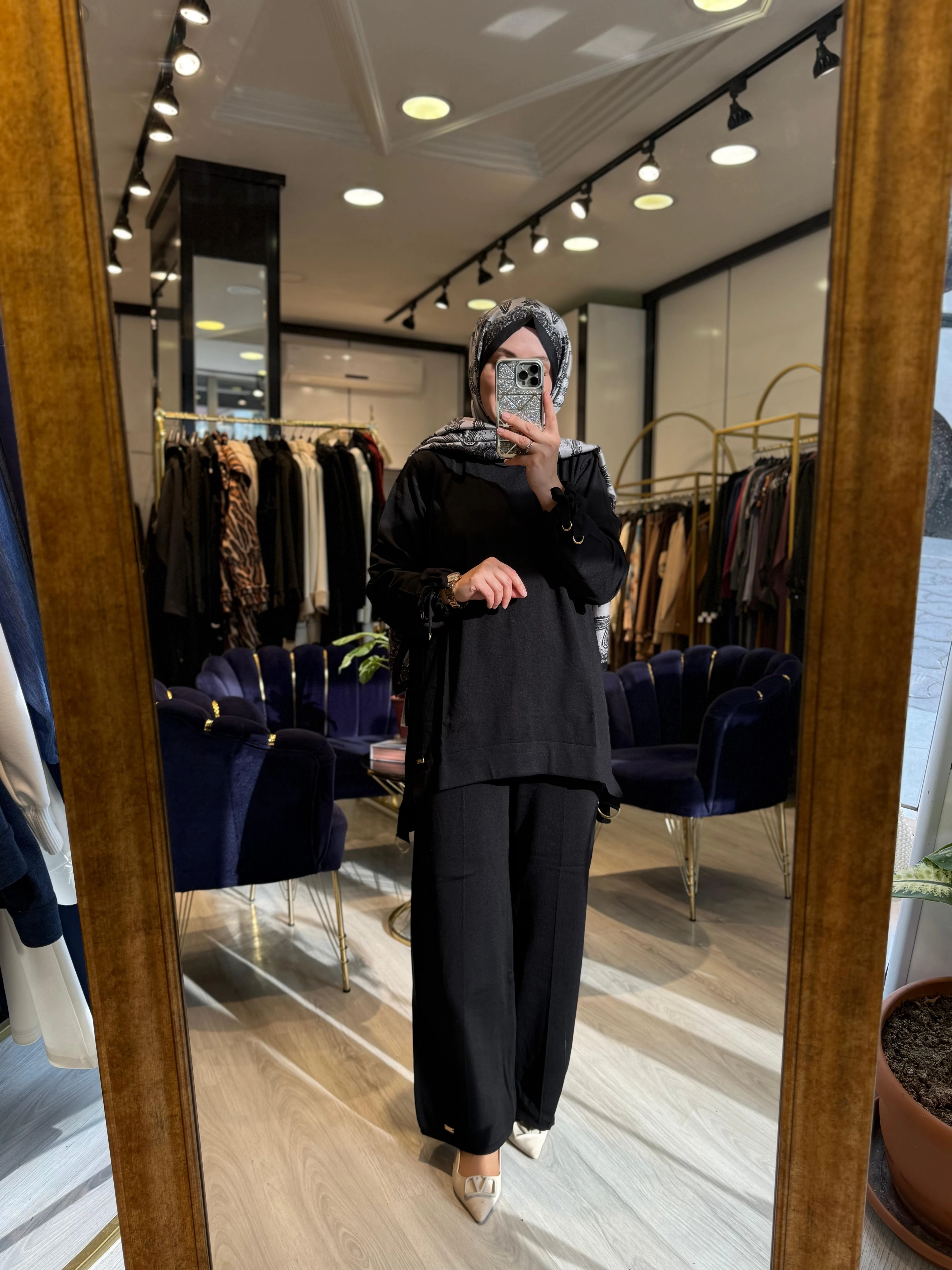 Kolları Bağlamalı Merserize Tunik - Siyah