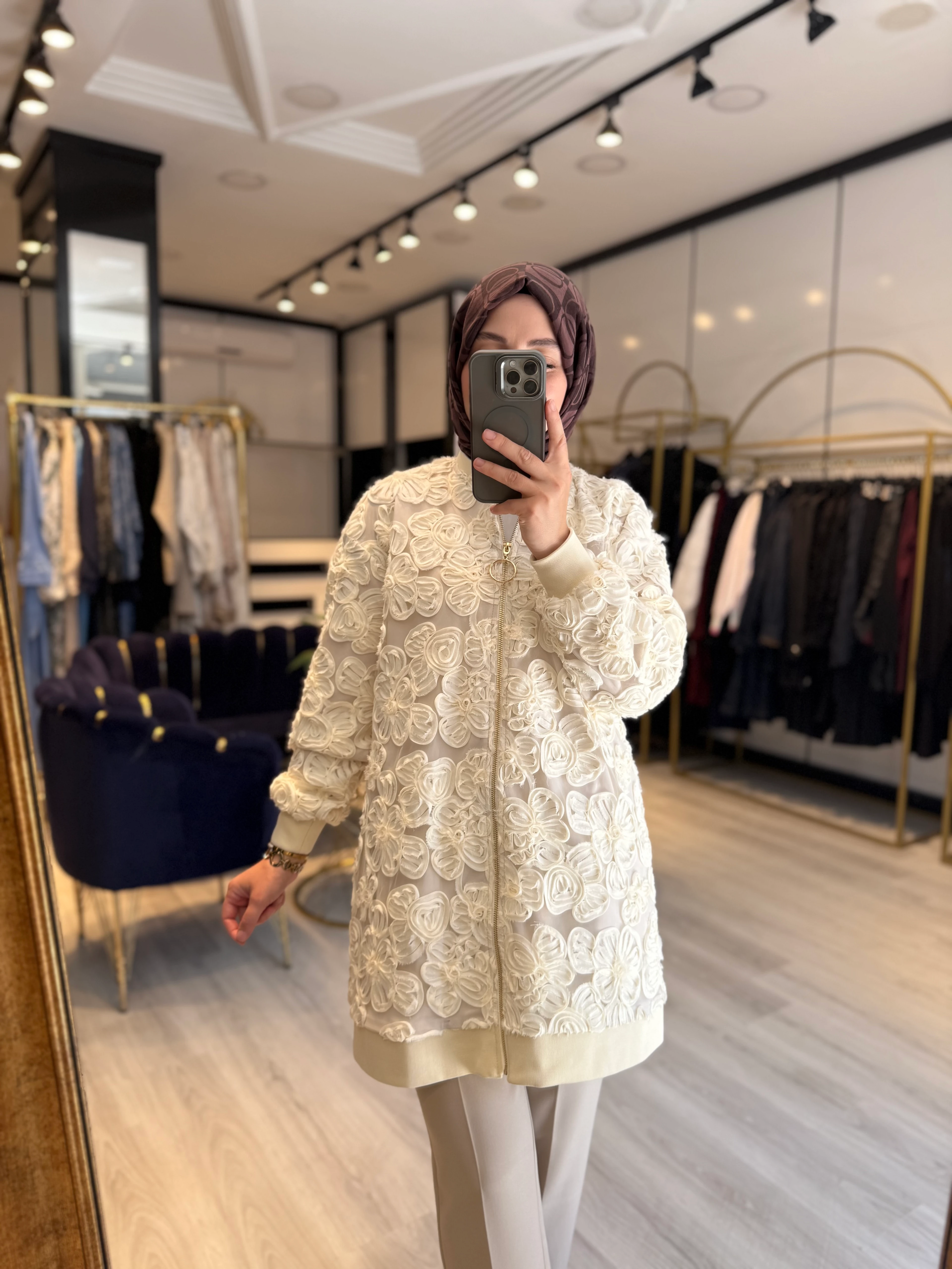 Kabartma Desen Bomber Ceket - Bej