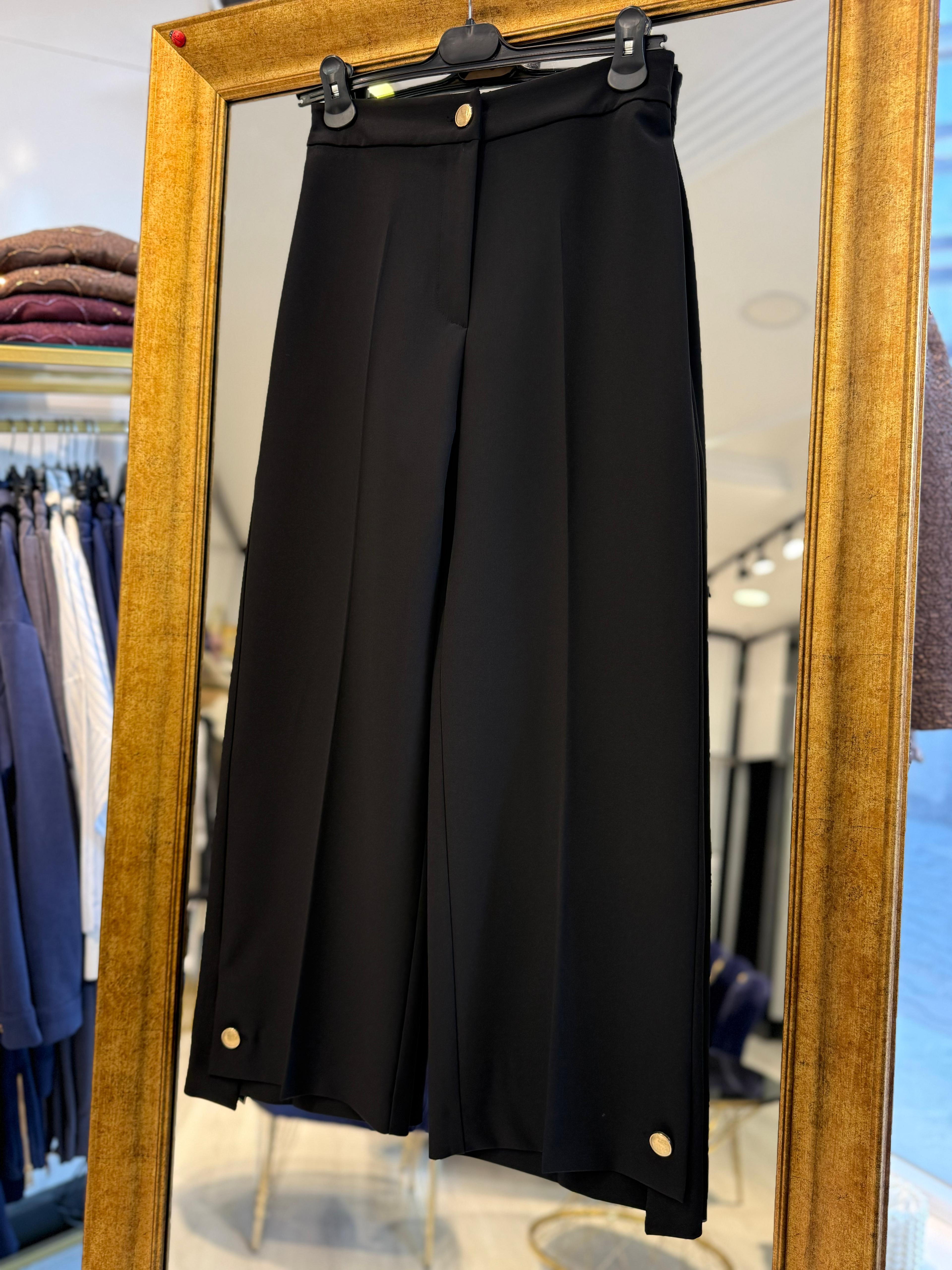 Düğmeli Bol Paça Pantolon - Siyah