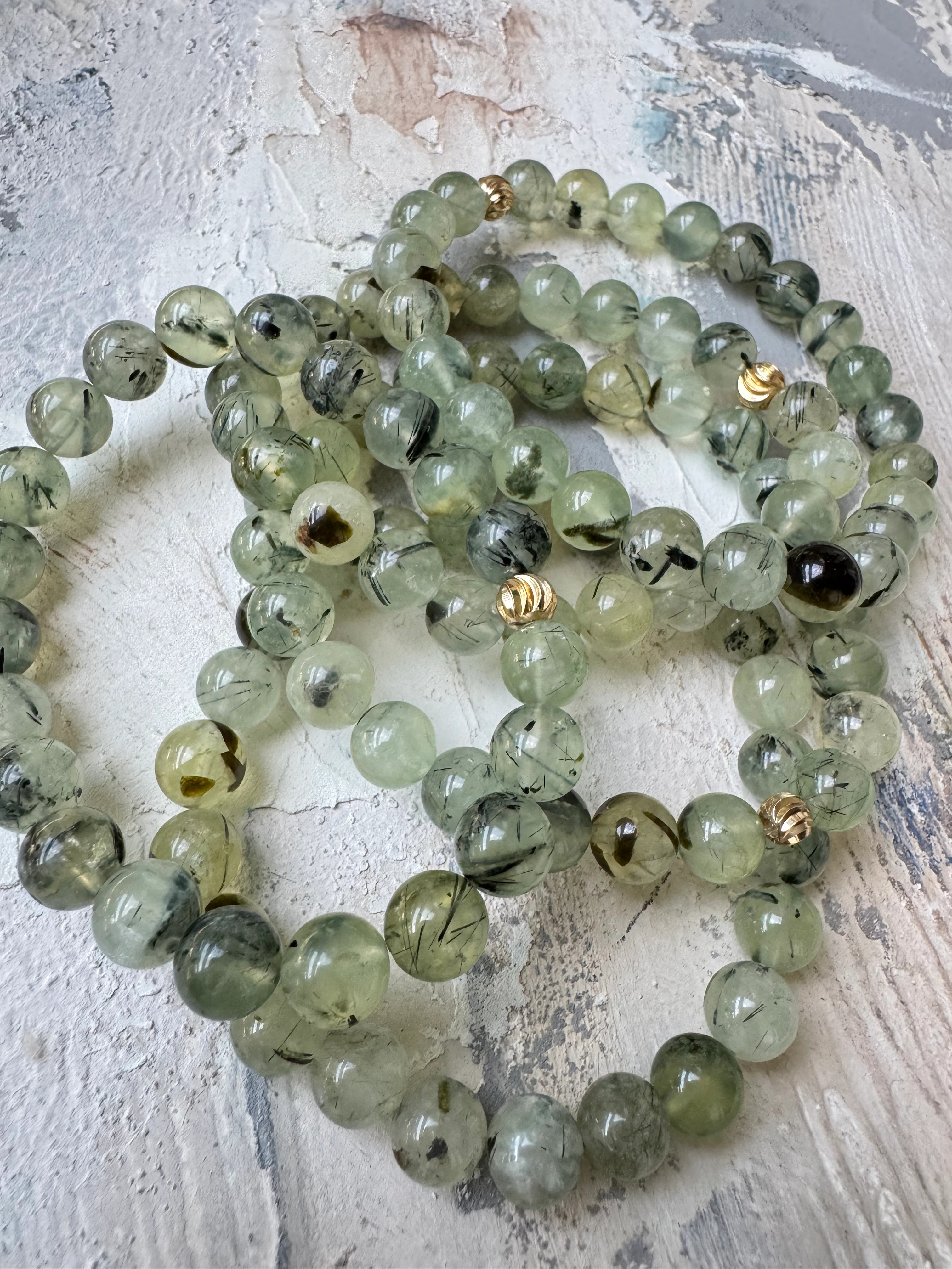 PREHNİTE BİLEKLİK  8mm