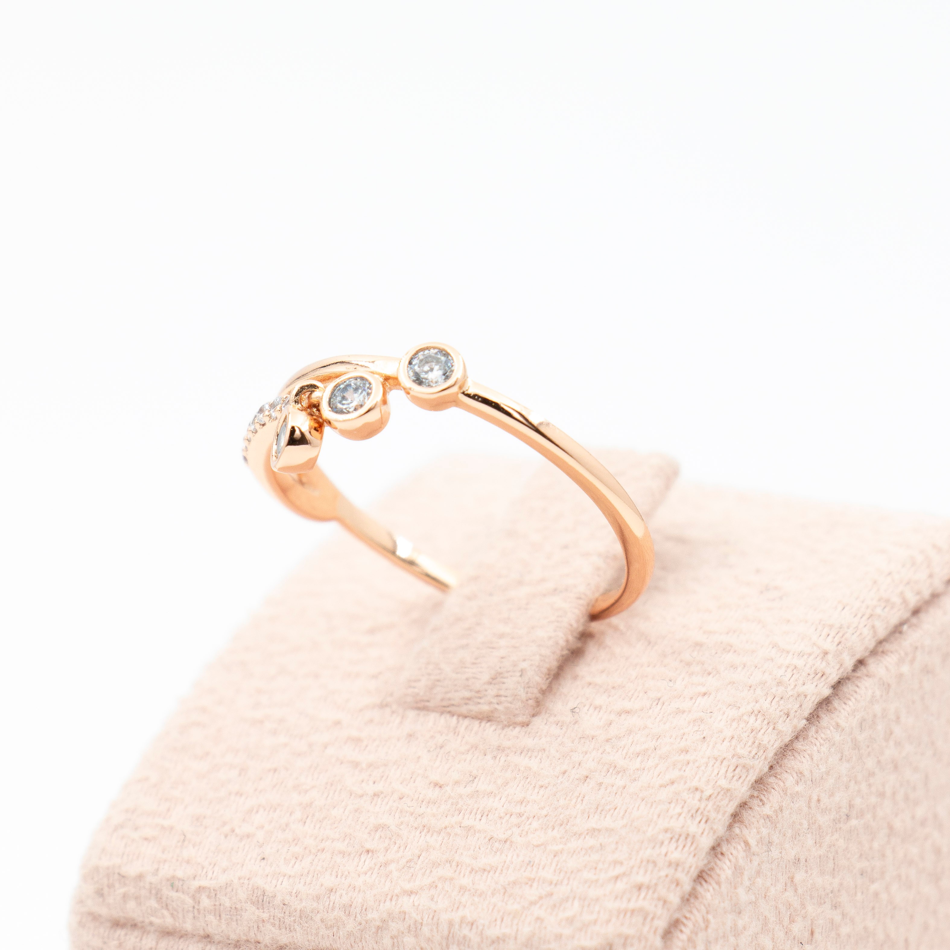 Ladde 18K Rose Gold Renk Yüzük