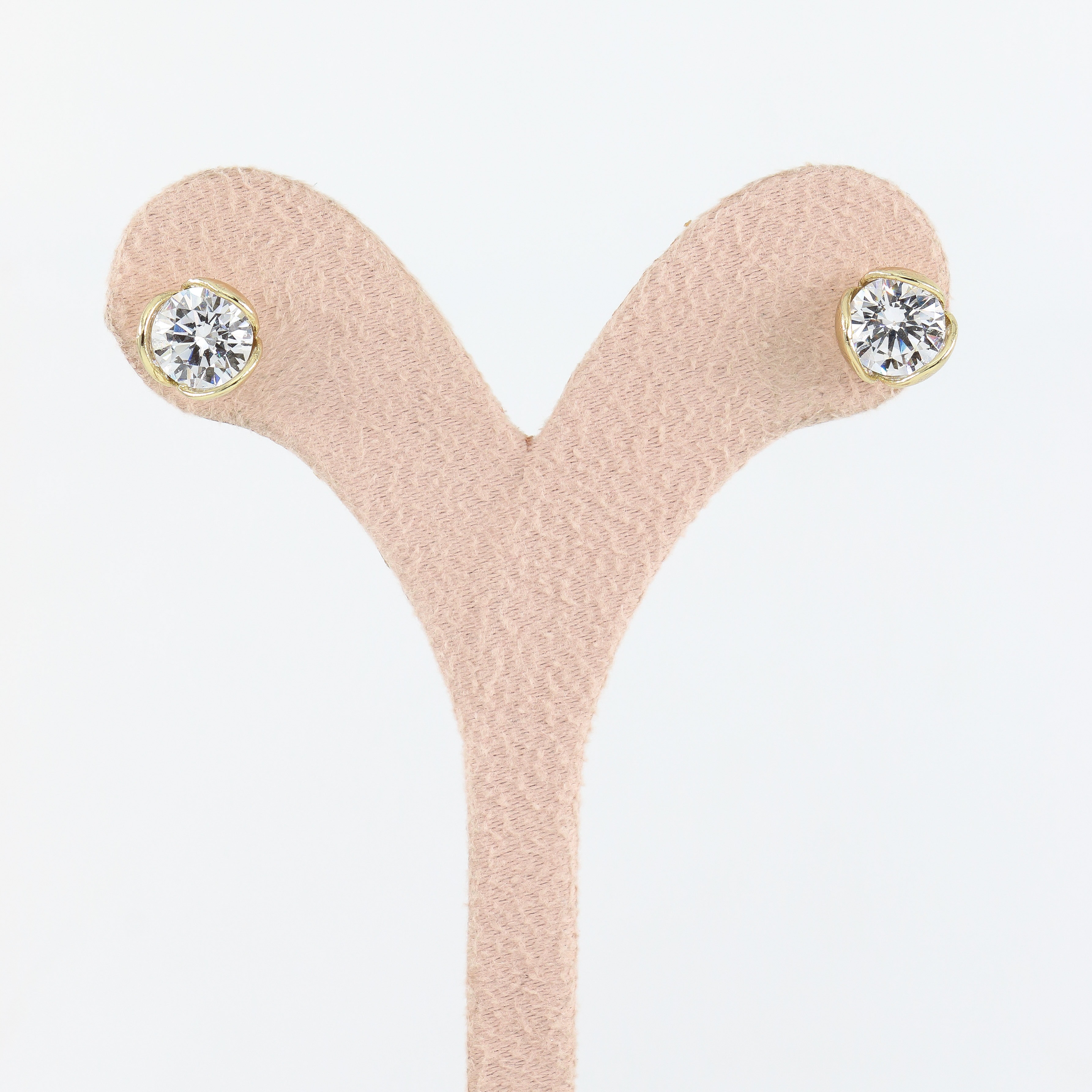 Duis 14 Ayar Renk Kadın Küpe