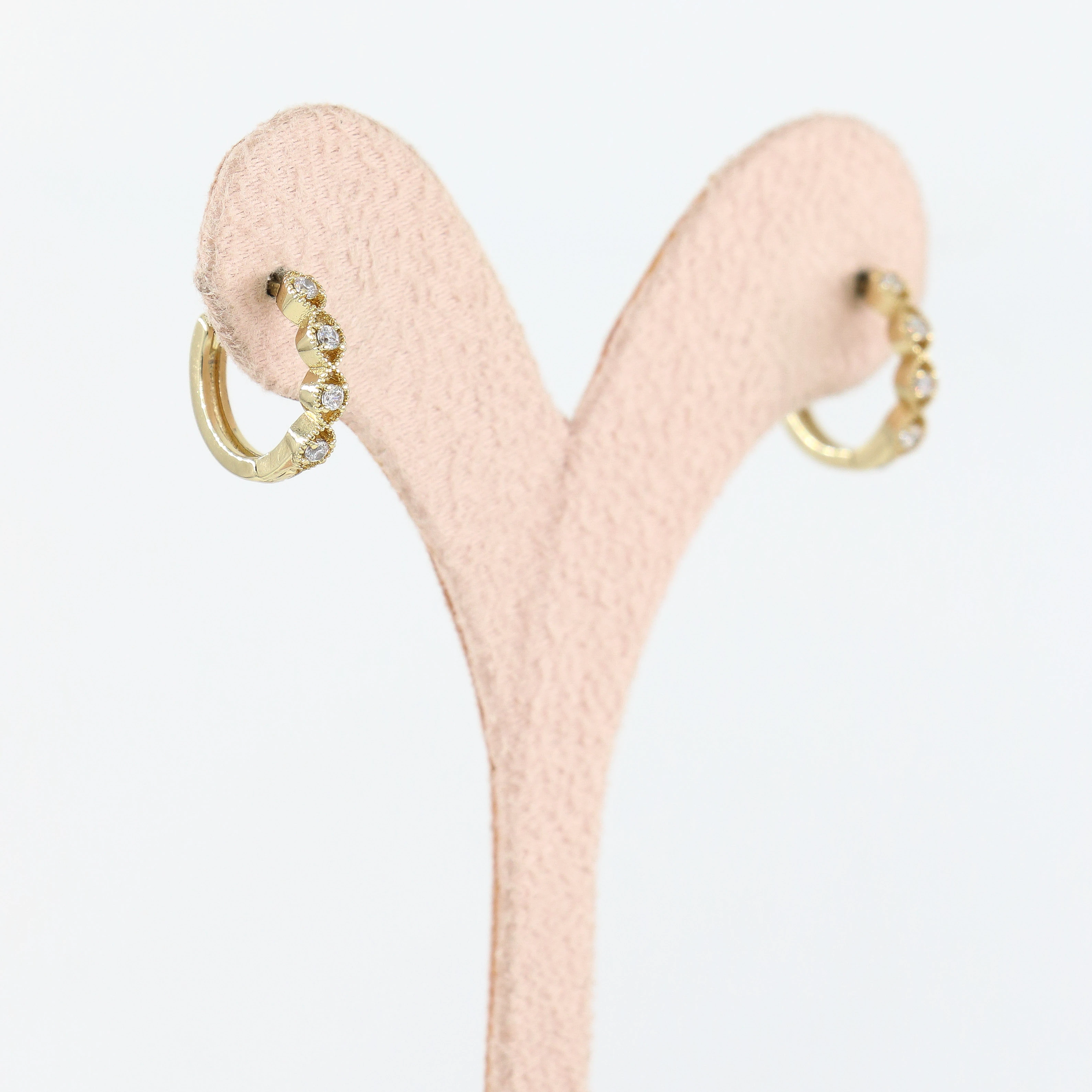 Ruhe 14 Ayar Renk Kadın Küpe