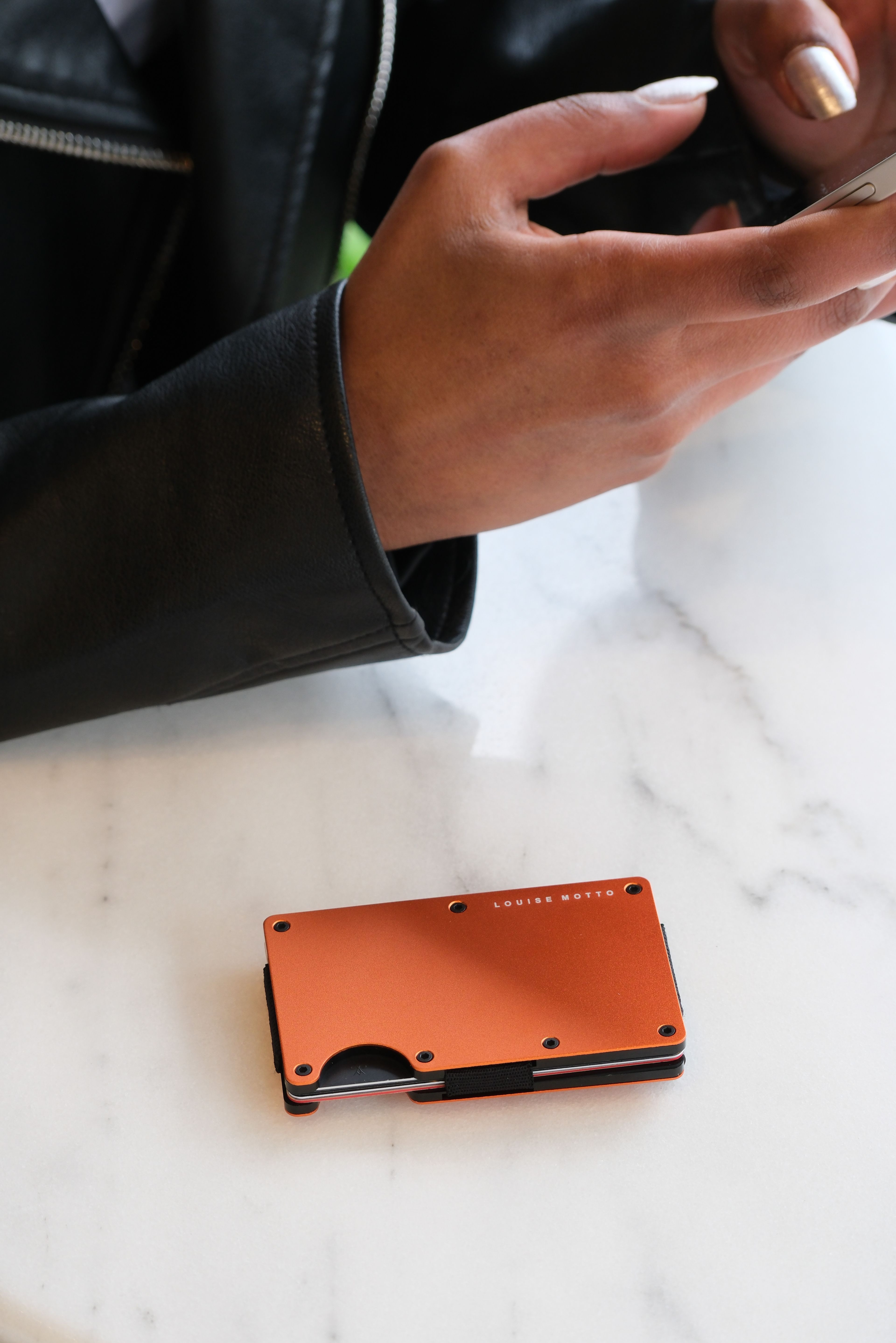 CardX - Burano Strap - Yeni Nesil Minimalist Cüzdan & Kartlık Premium Malzeme, RFID Korumalı