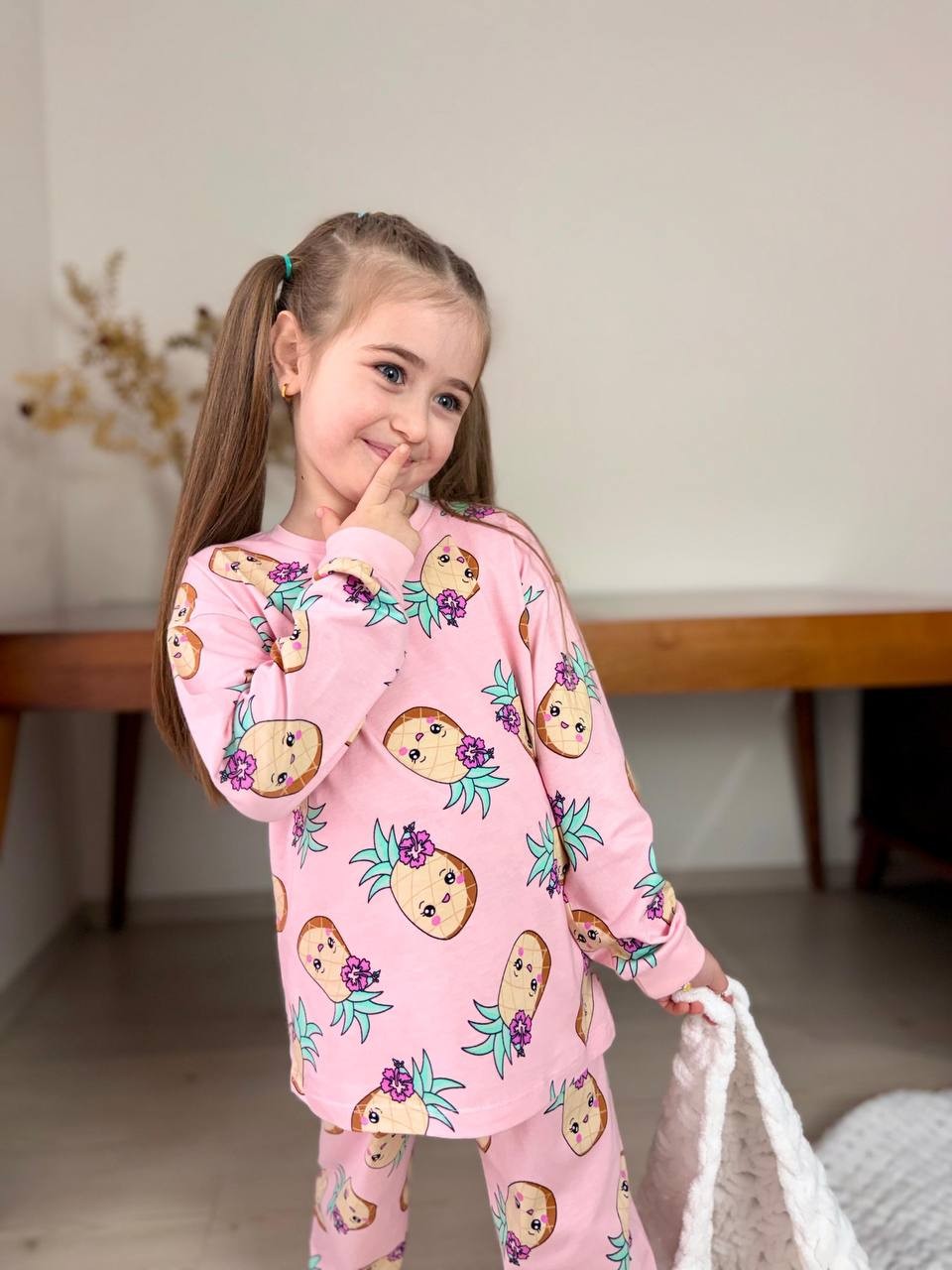 Mutlu ananas desen pamuk pijama takımı 