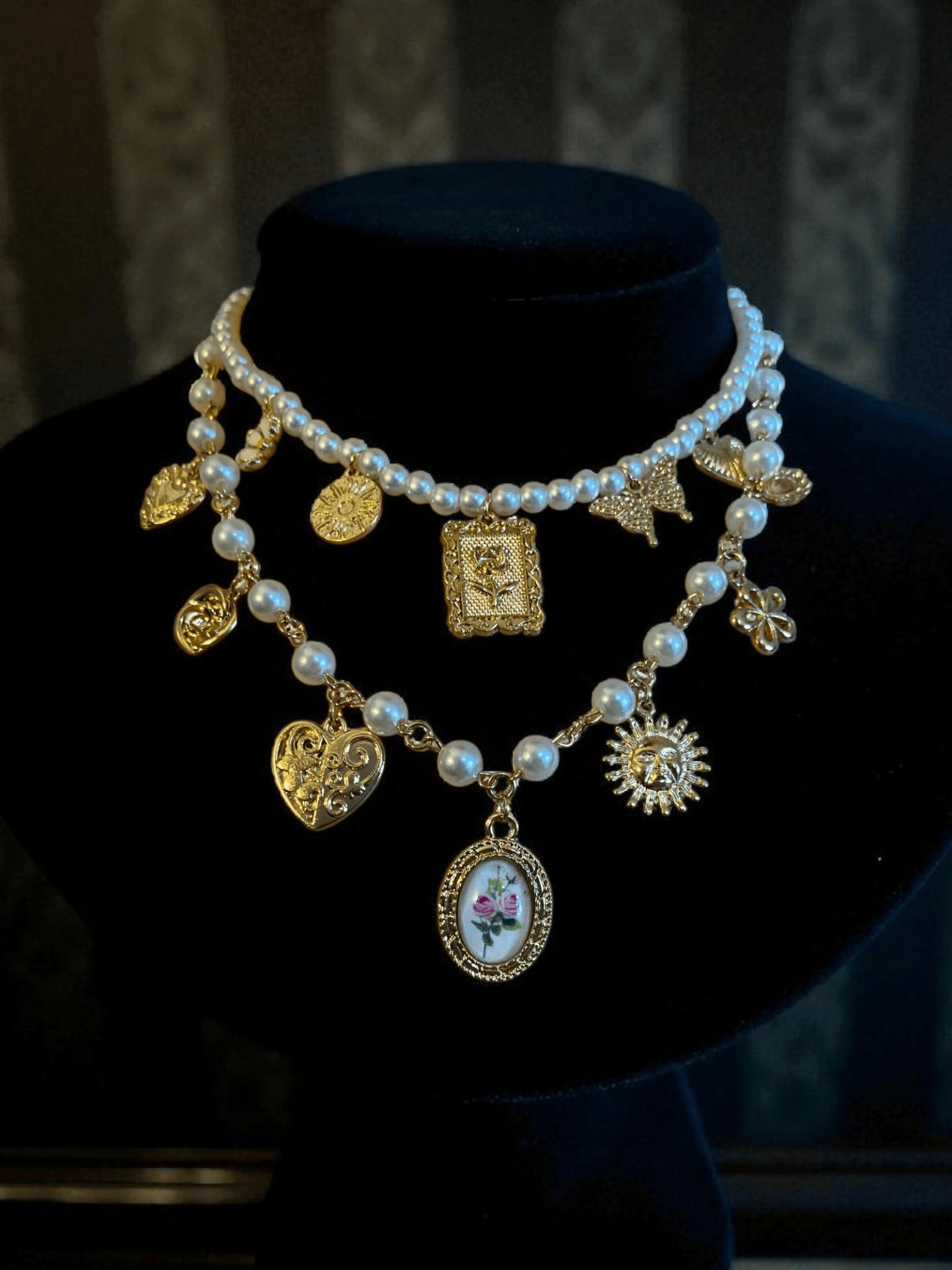 Vintage İncili Fransız Saray Model Çiçek Desenli İkili Charm Kolye