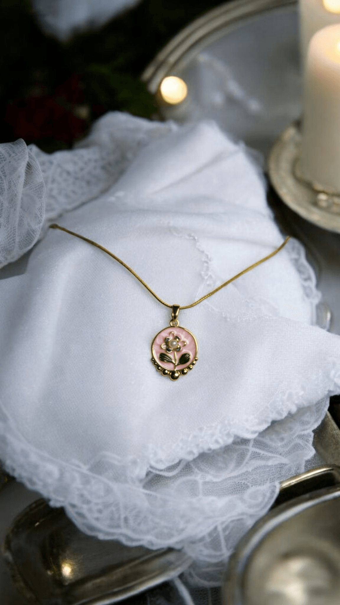 Vintage Sanat Kolye Serisi: Pearl Blossom