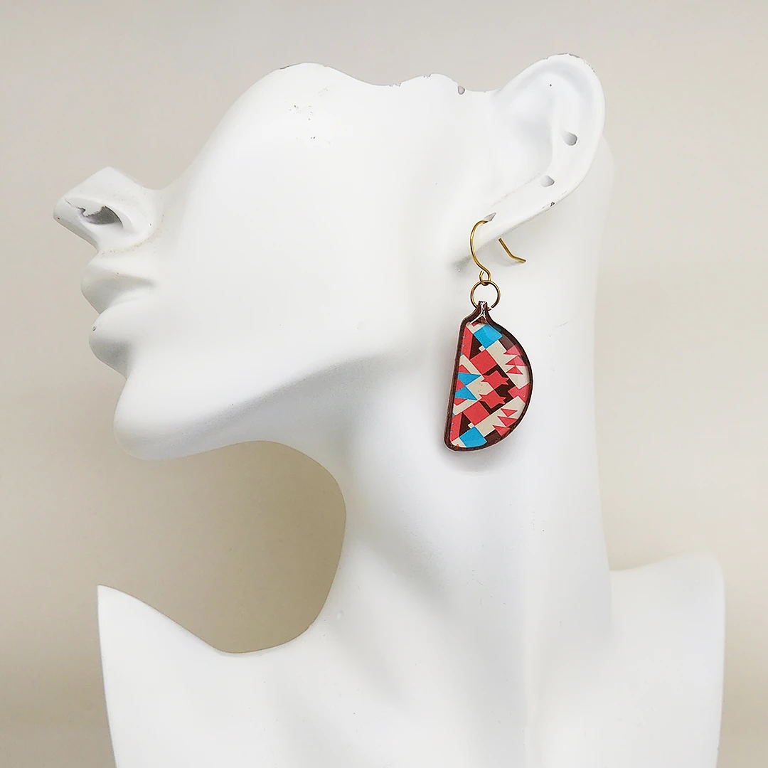 Yarım Daire Etnik Desenli Küpe