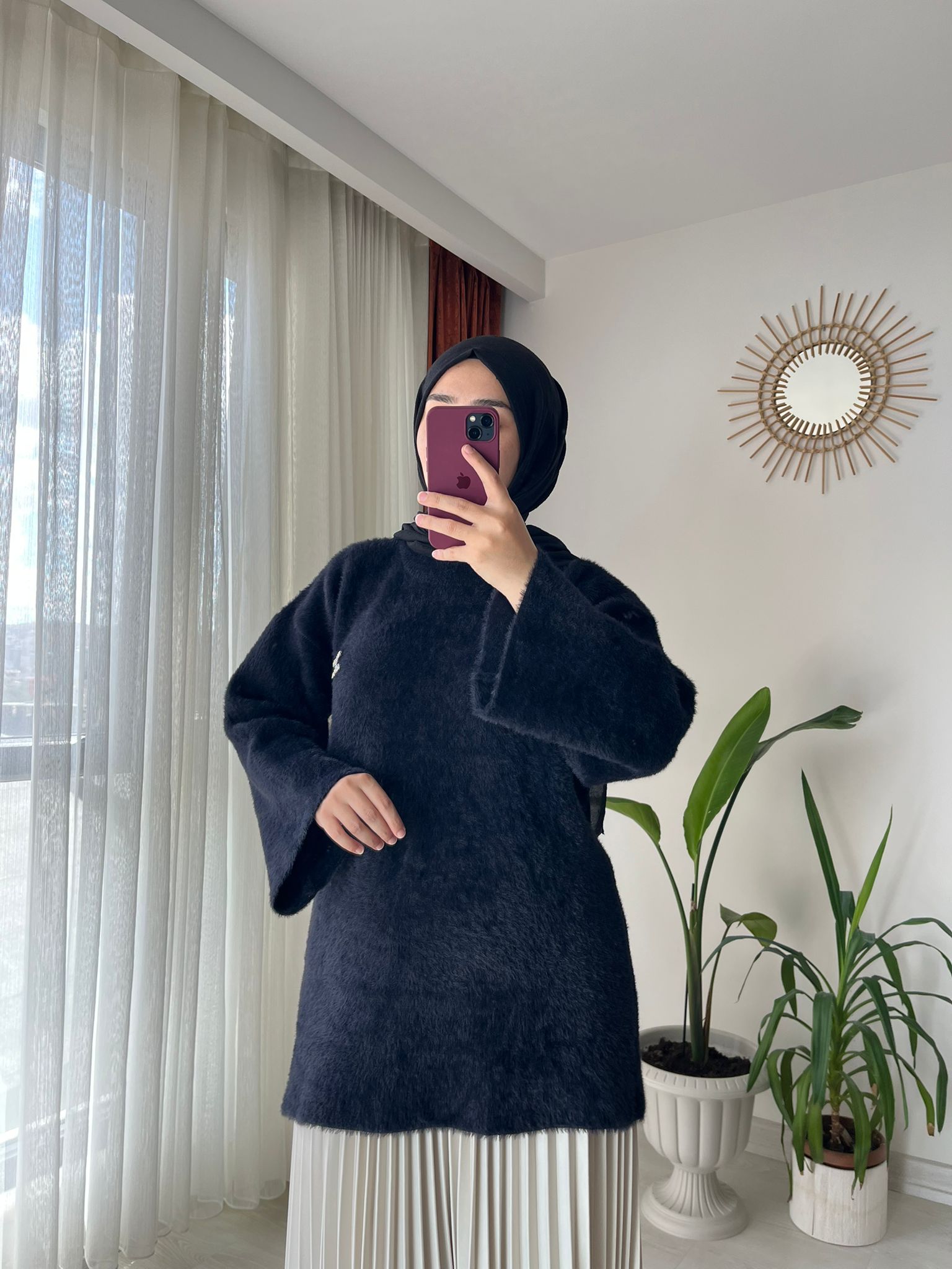 Broş Detaylı Angora Triko Kazak