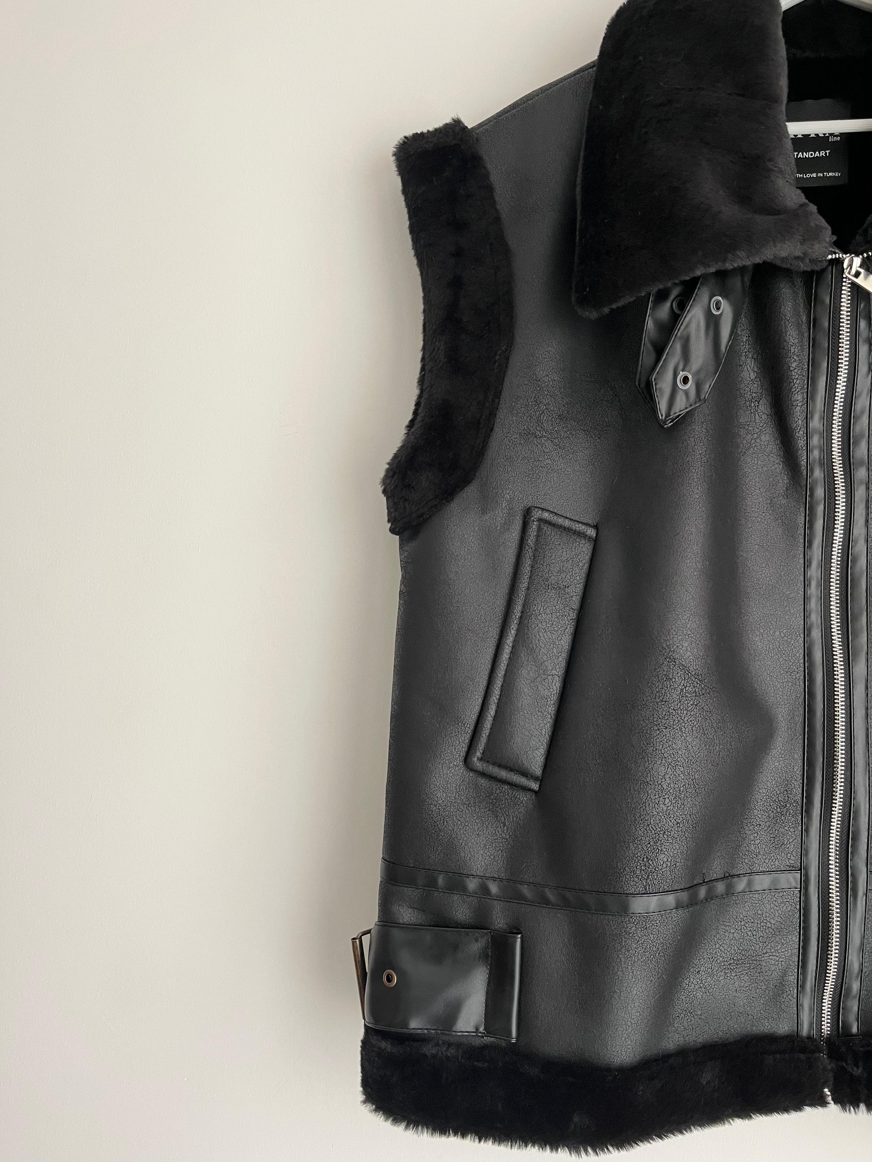 Kemer Deteylı Kürklü Deri Ceket Yelek