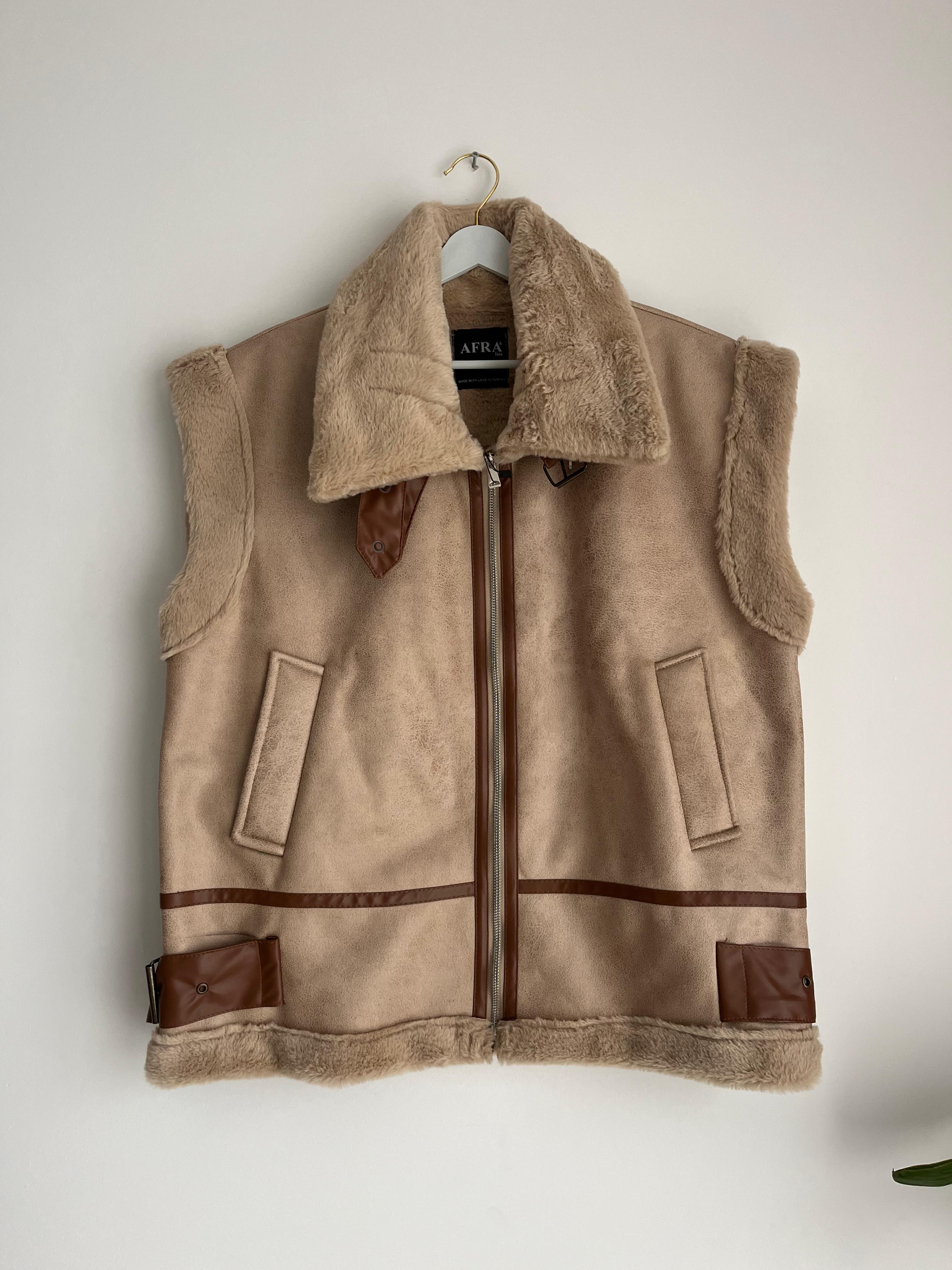 Kemer Deteylı Kürklü Deri Ceket Yelek - Vizon