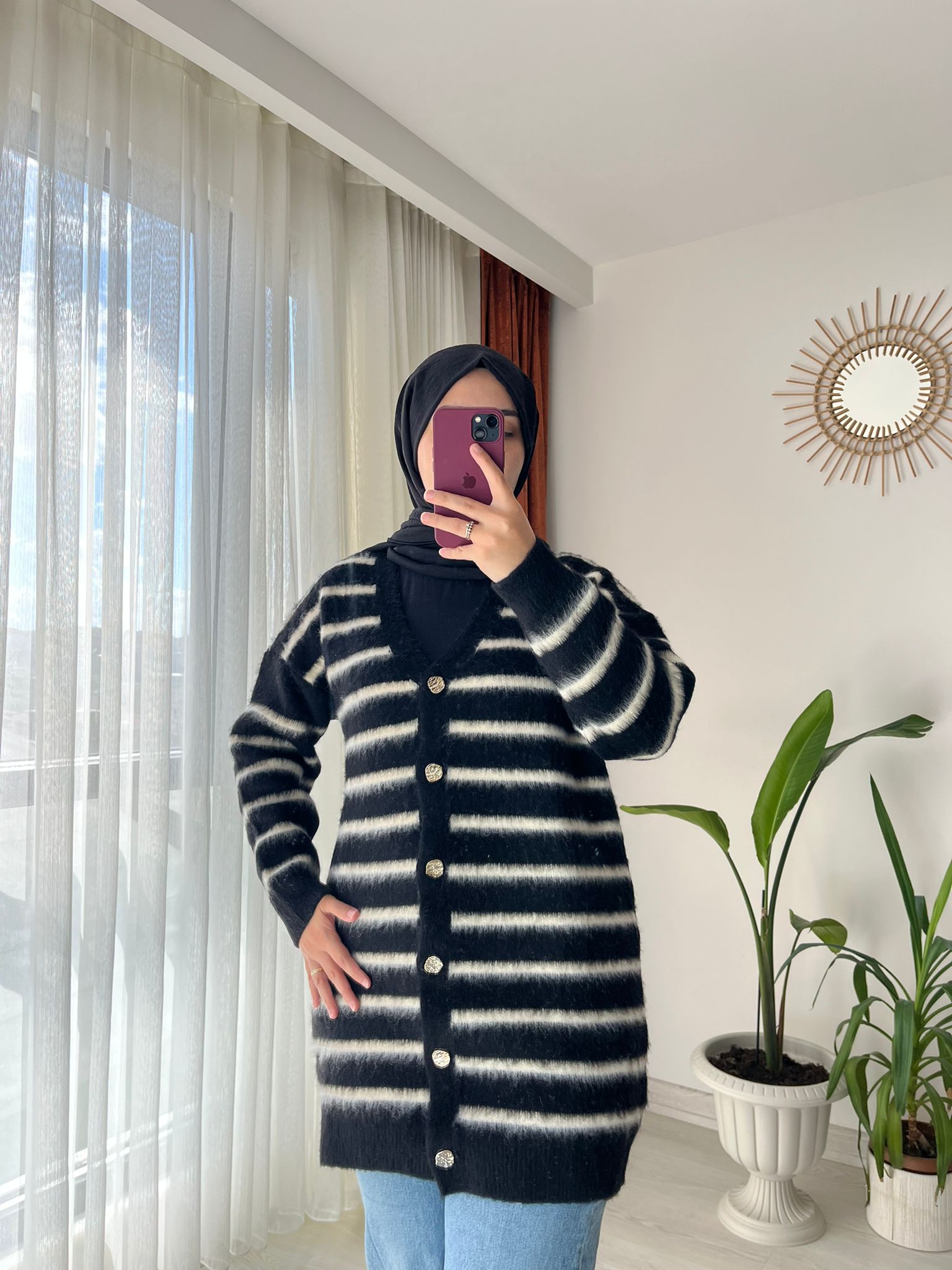 Enine Çizgi Desenli Düğmeli Uzun Hırka