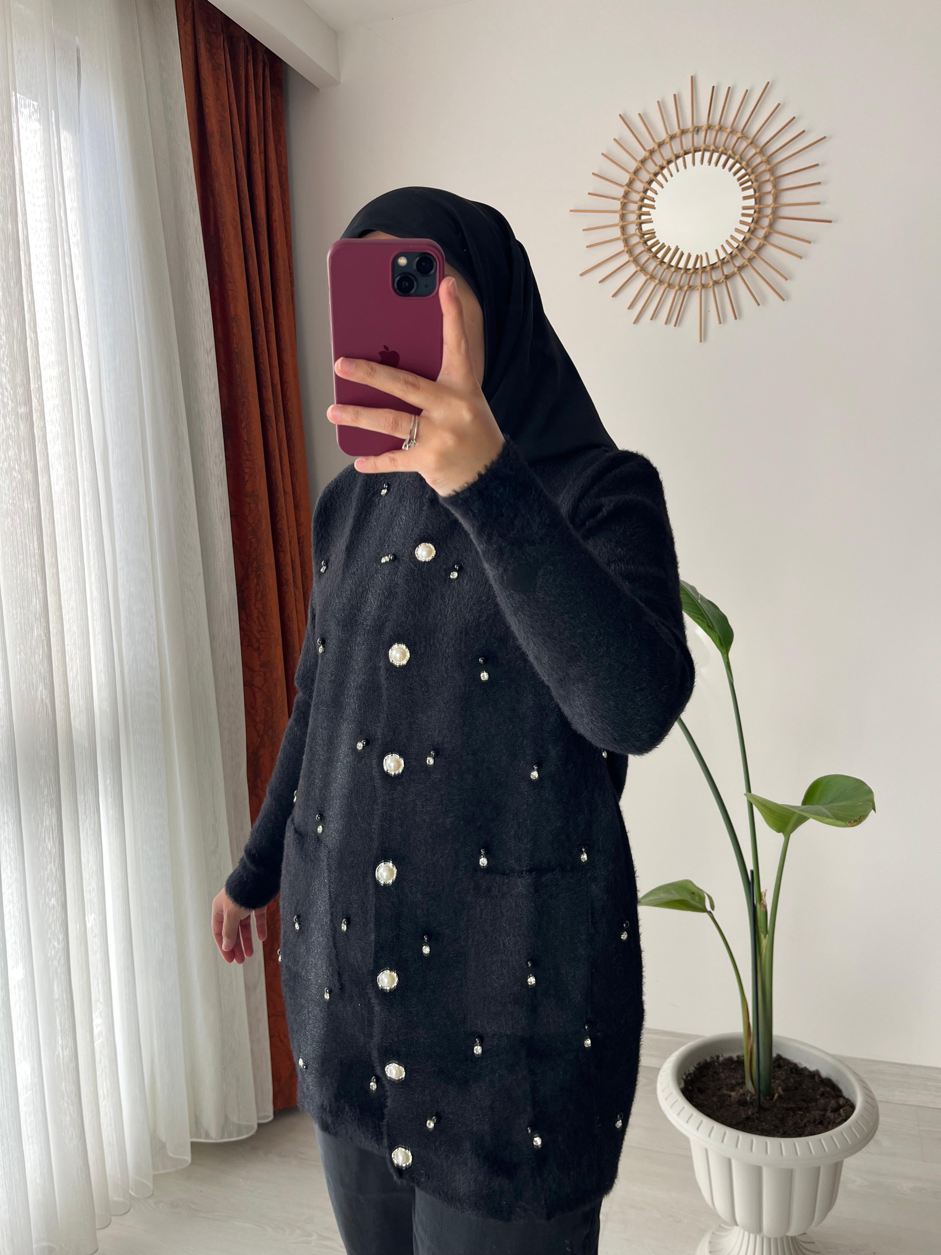 İncili ve Swarovski Taşlı Uzun Hırka