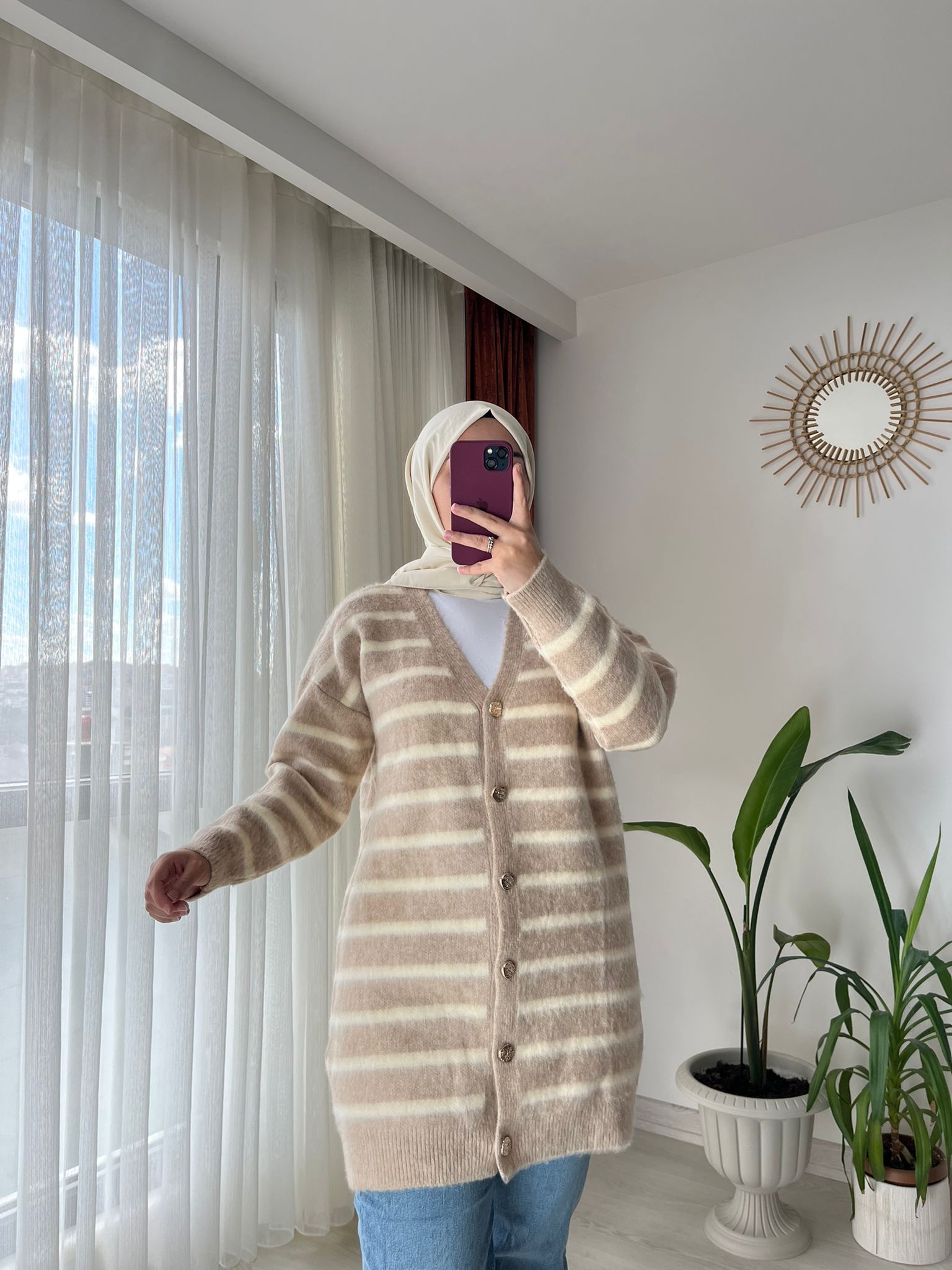 Enine Çizgi Desenli Düğmeli Uzun Hırka - Vizon