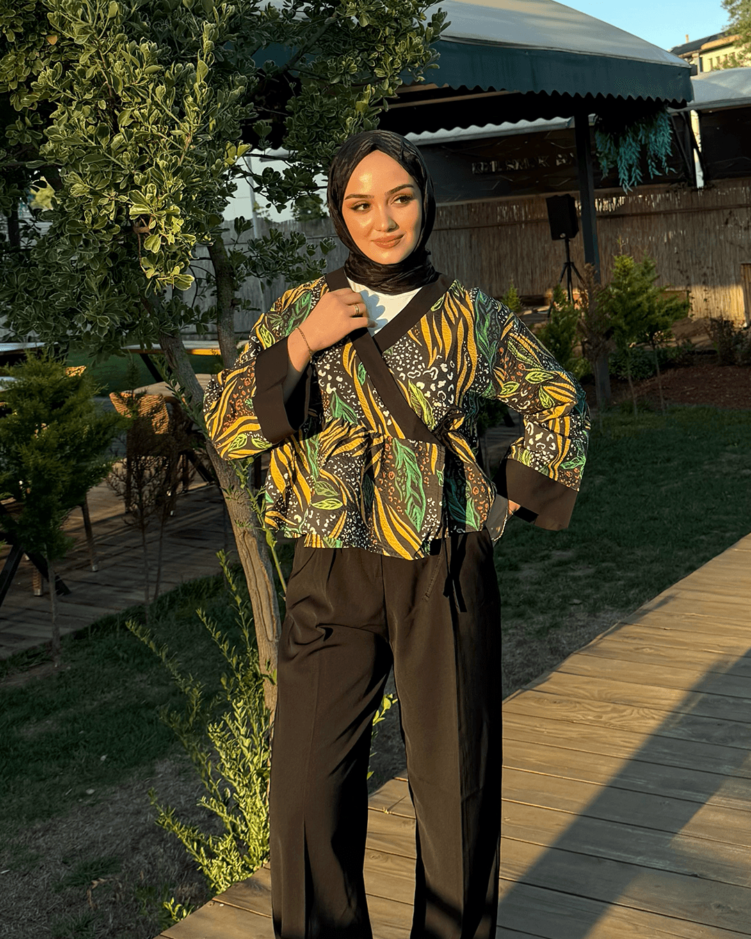 Zeyvara Kimono