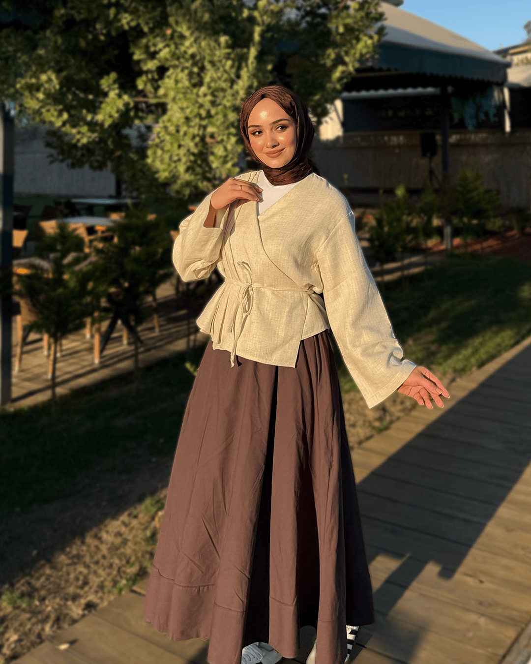 Mirelda Astarlı Kahverengi Etek