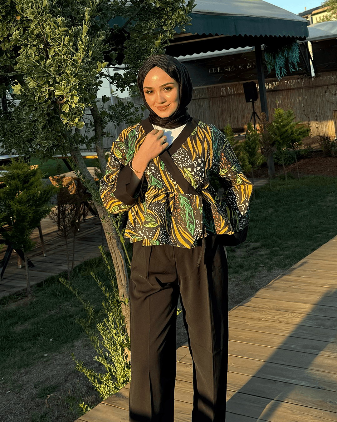 Zeyvara Kimono