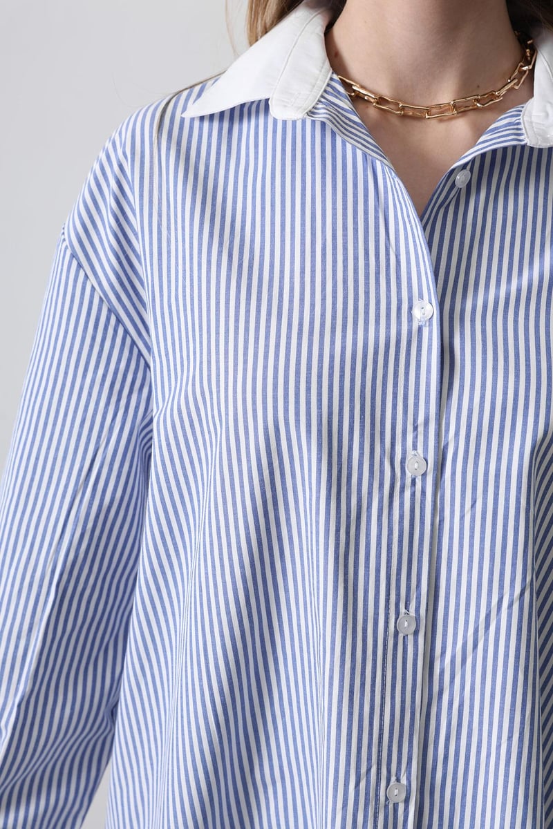 Mavi Renk Çizgili Gömlek