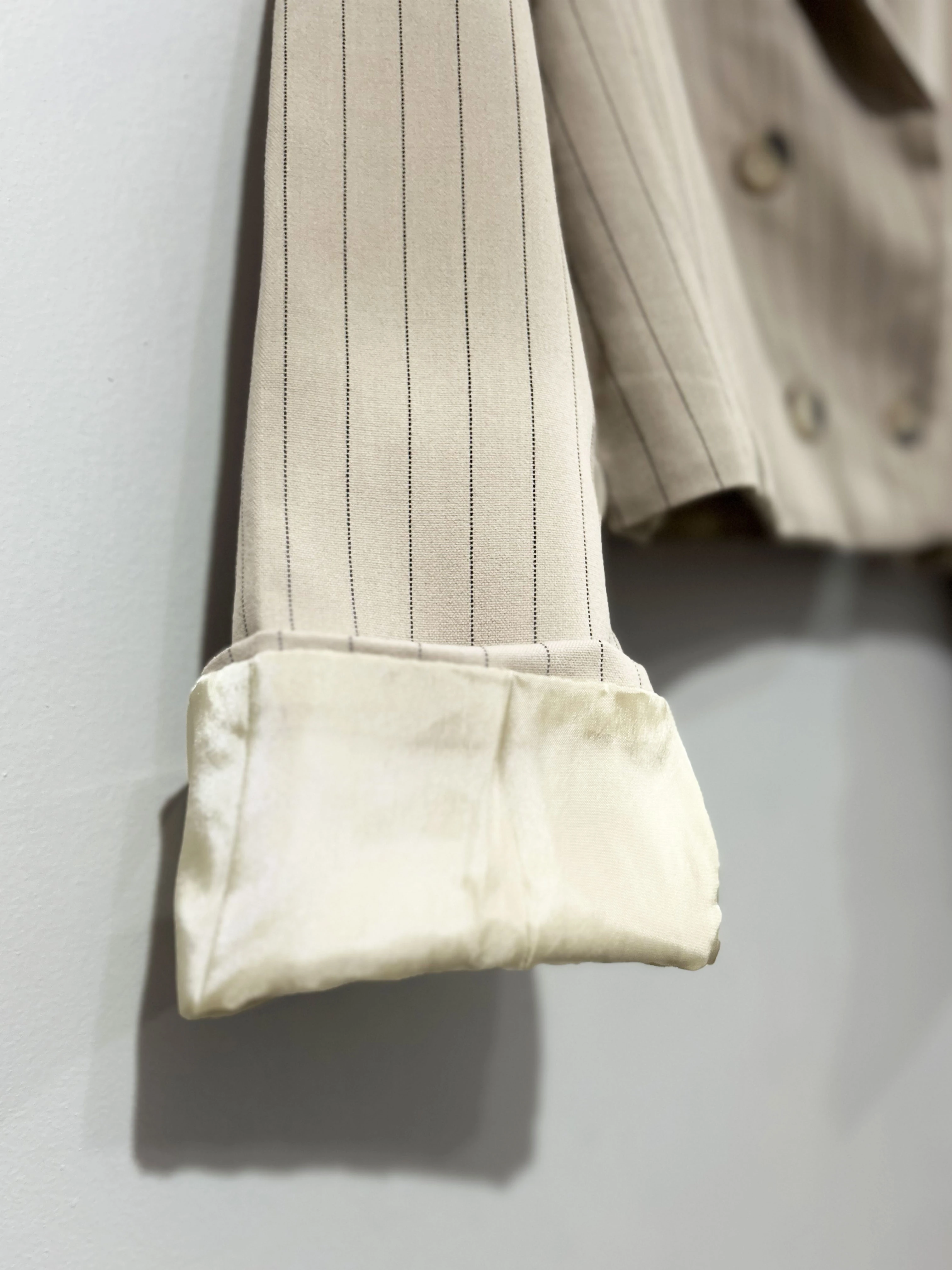 Bej Rengi Kısa Çizgili Ceket Pantolon Takım