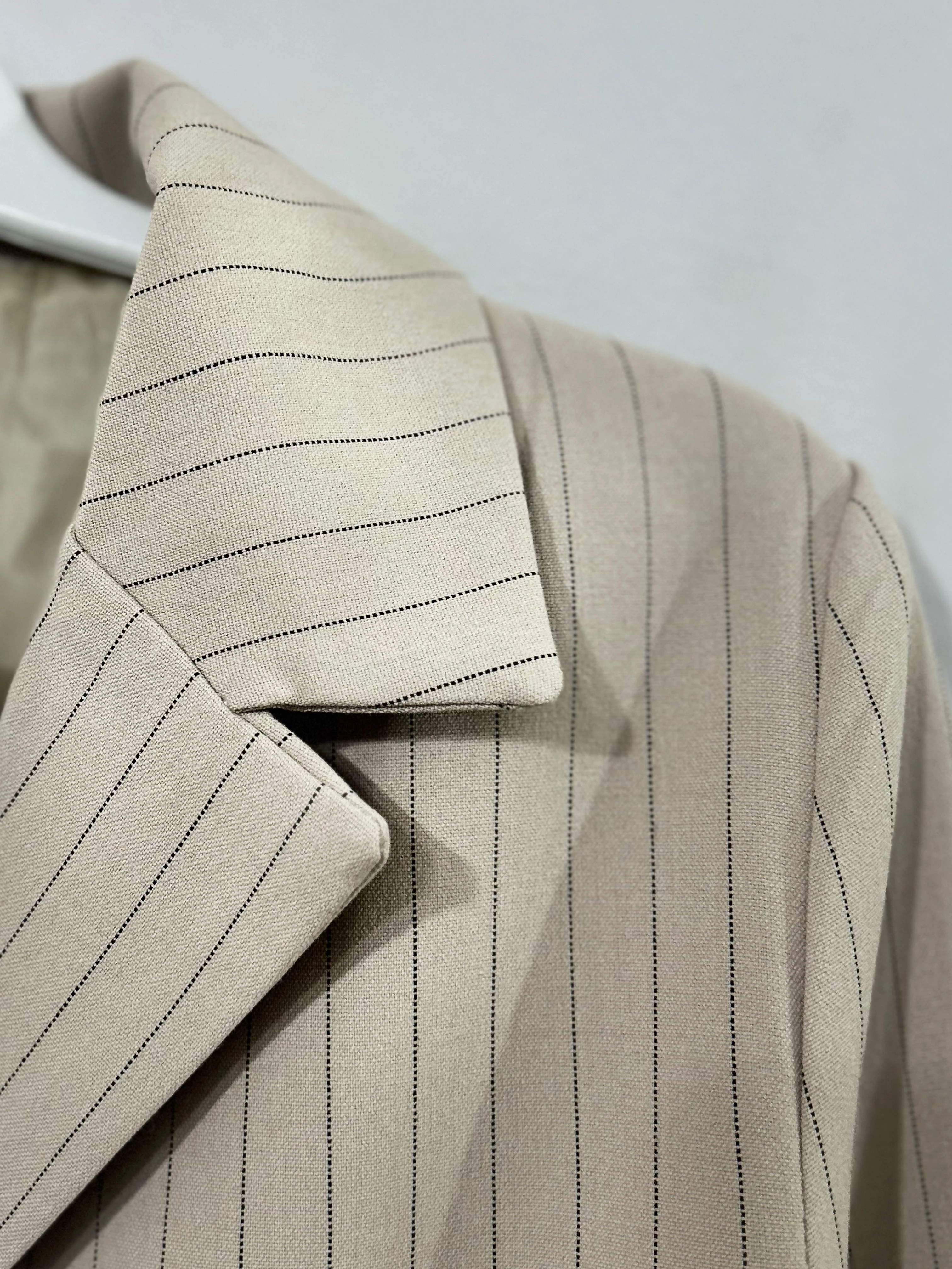 Bej Rengi Kısa Çizgili Ceket Pantolon Takım