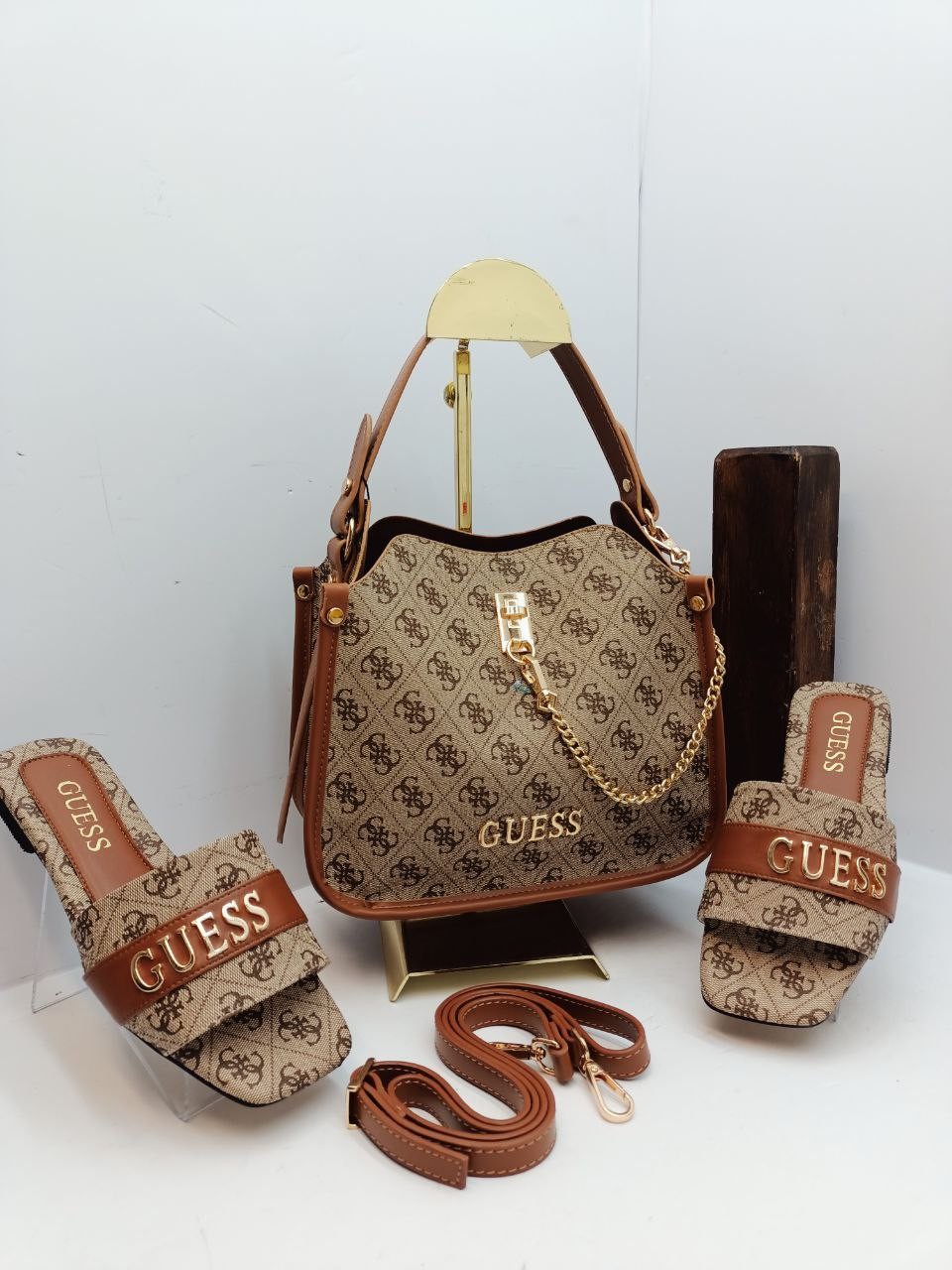 İthal Guess Çanta & Terlik Kombin
