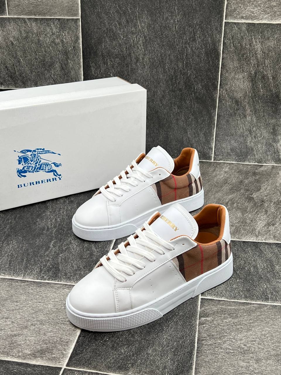 Burberry Ayakkabı İTHAL