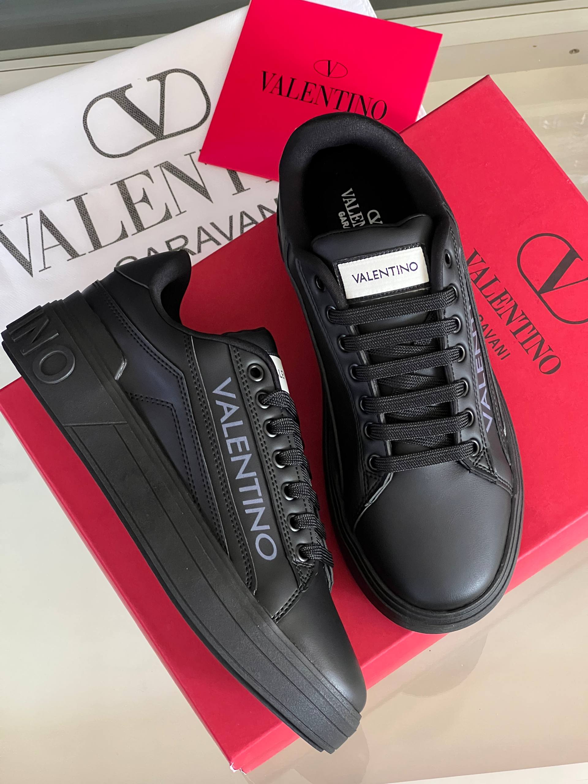 Valentino Ayakkabı İTHAL