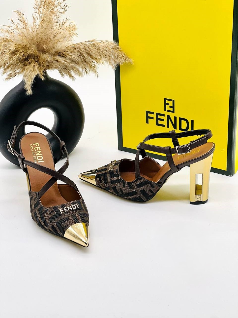Fendi Çanta Ayakkabı Kombin