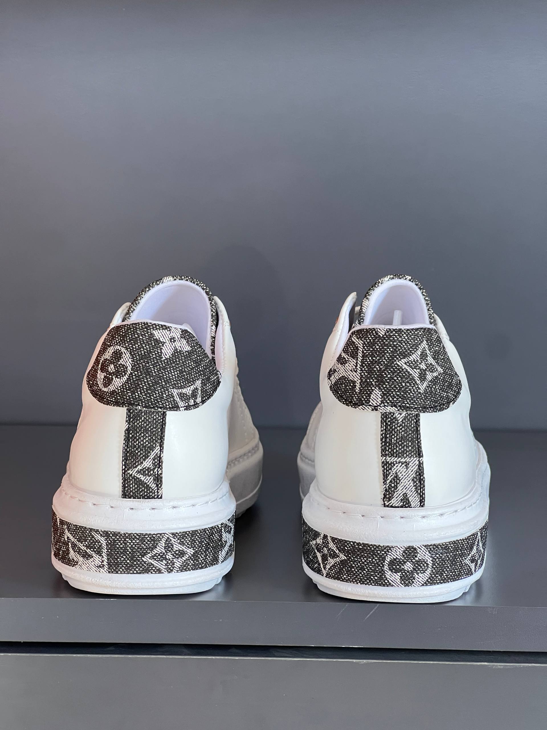 Louis Vuitton Ayakkabı İTHAL 