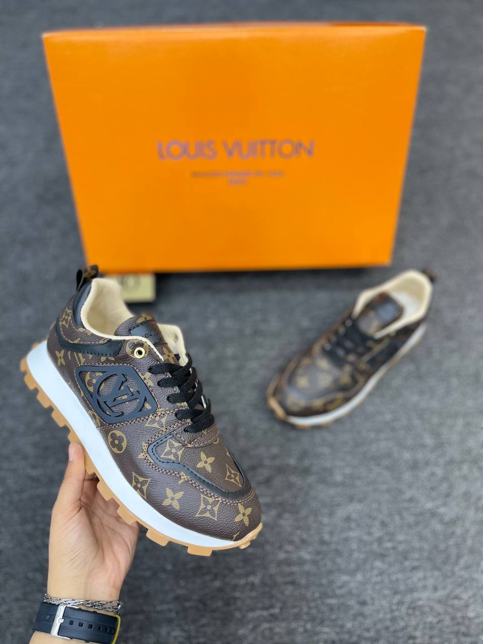 Louis Vuitton Ayakkabı İTHAL