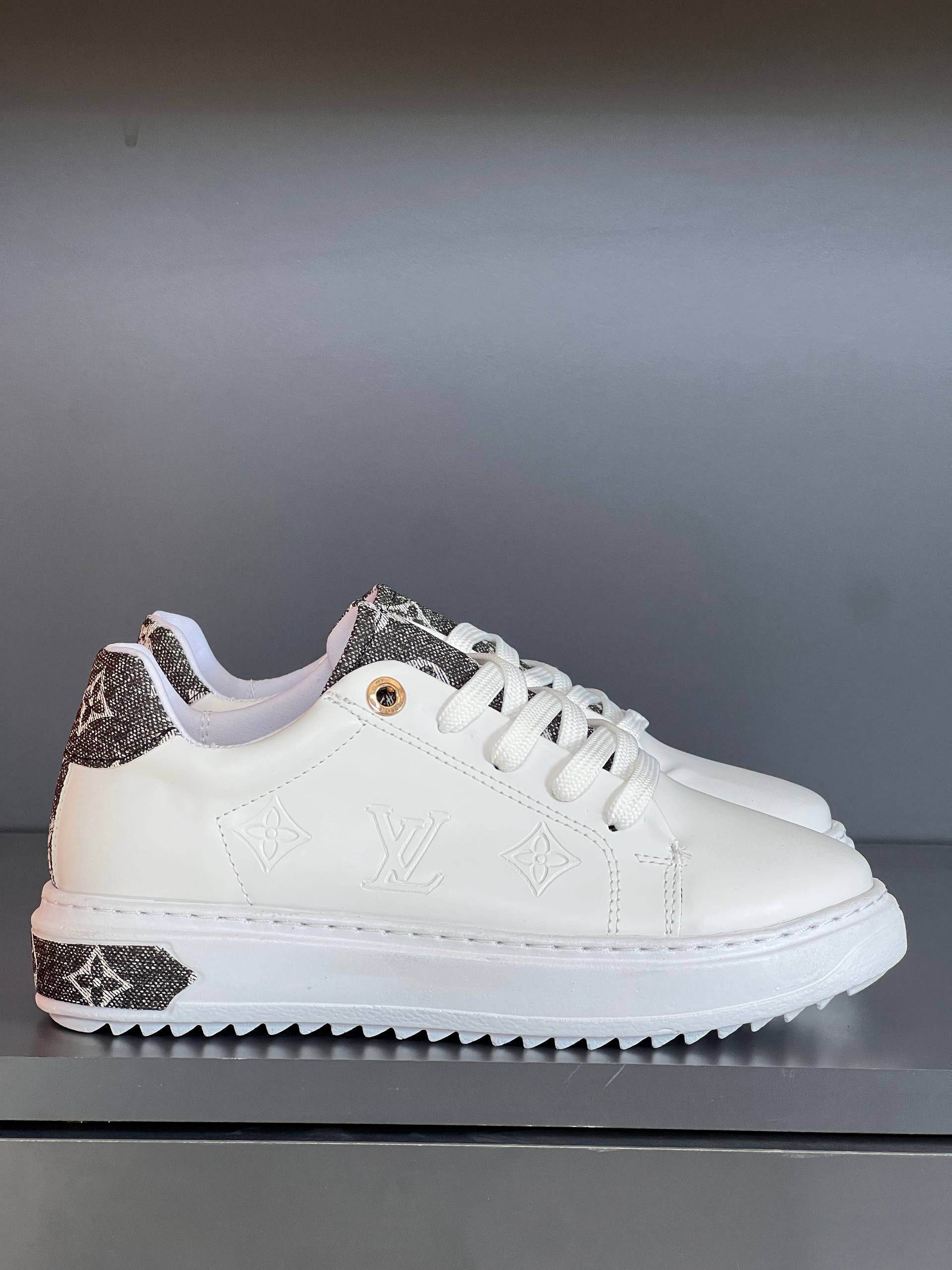 Louis Vuitton Ayakkabı İTHAL 